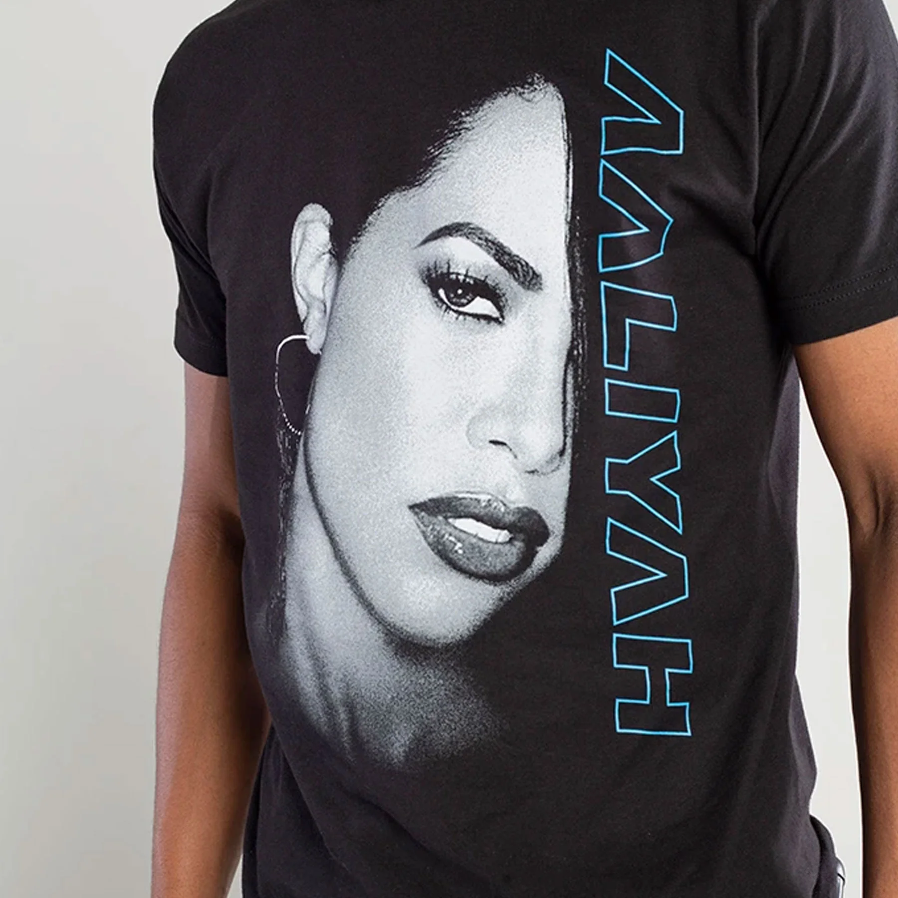 Aaliyah: Profile Shirt - Black - Image 2
