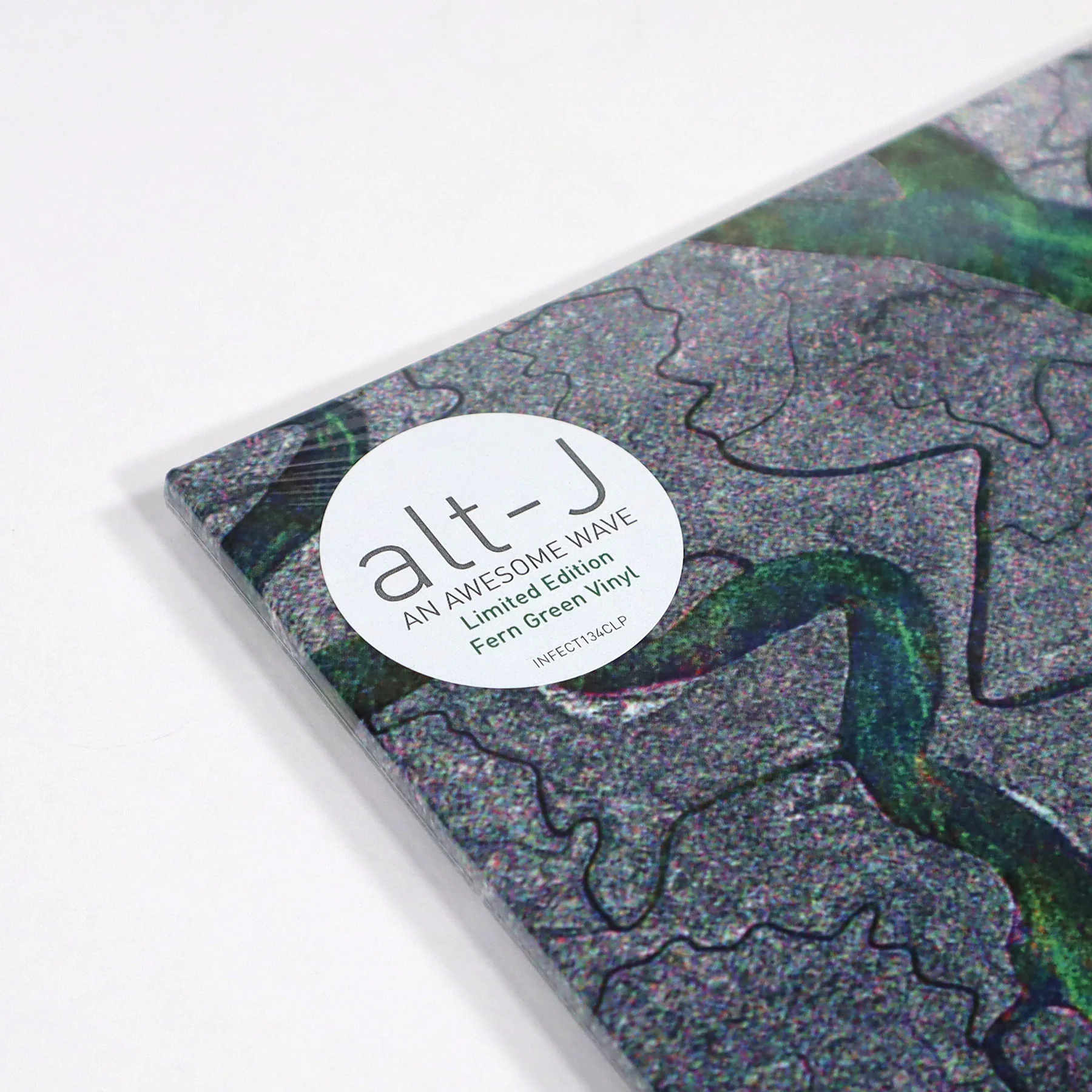 Alt-J: An Awesome Wave (Import, Colored Vinyl) Vinyl LP - Image 4