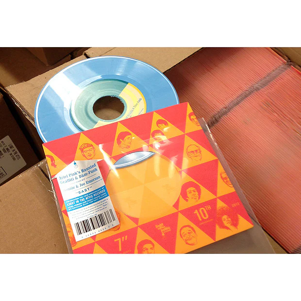 Ariel Pink's Haunted Graffiti: Baby (feat. Dam-Funk) Vinyl 7" - Image 2