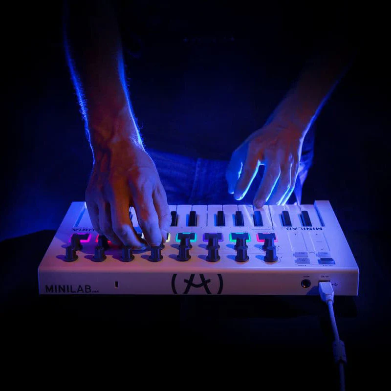 Arturia: MiniLab MkII 25 Key Controller - Image 5