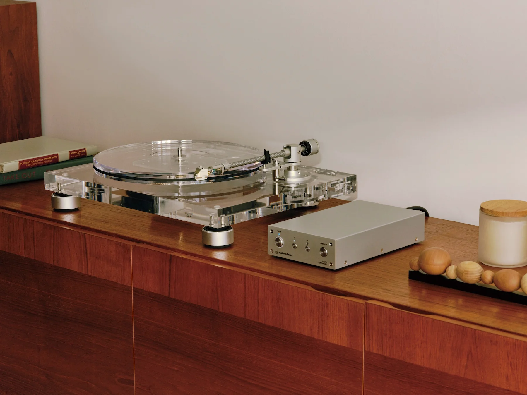 Audio-Technica: AT-LPA2 Acrylic Turntable (Open Box Special) - Image 16