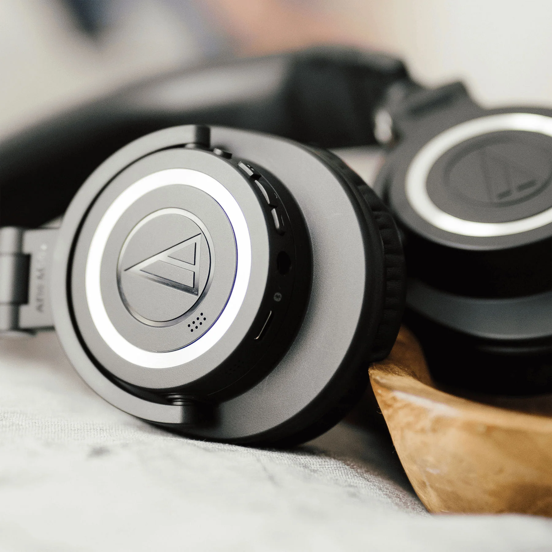 Audio-Technica: ATH-M50xBT2 Bluetooth Headphones - Image 3