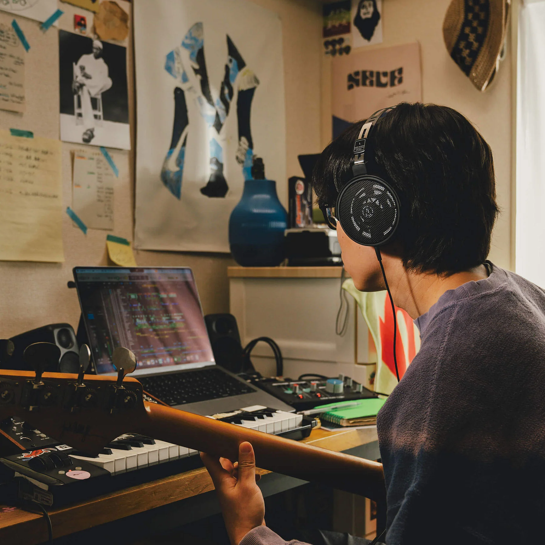 Audio-Technica: ATH-R30x Professional Open Back Reference Headphones - Image 6