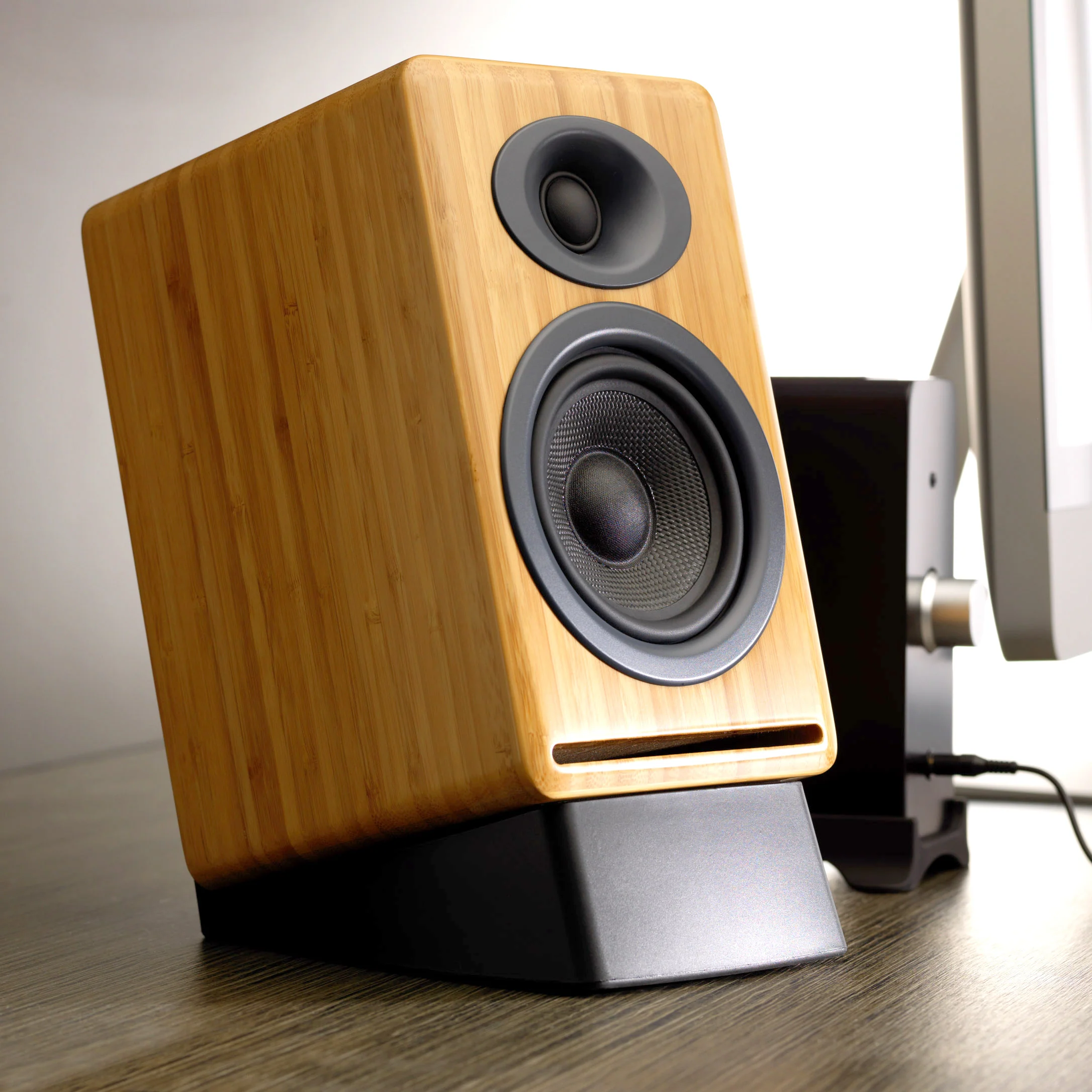 Audioengine: DS2 Desktop Speaker Stands for A5+ / P4 / HD4 / HD6 (Pair) - Image 3