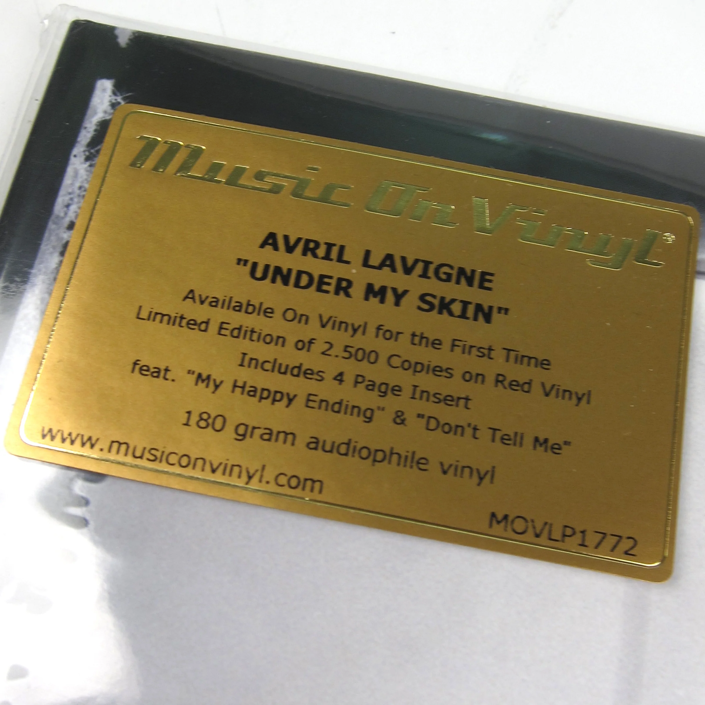 Avril Lavigne: Under My Skin (Music On Vinyl 180g, Colored Vinyl) Vinyl LP - Image 3