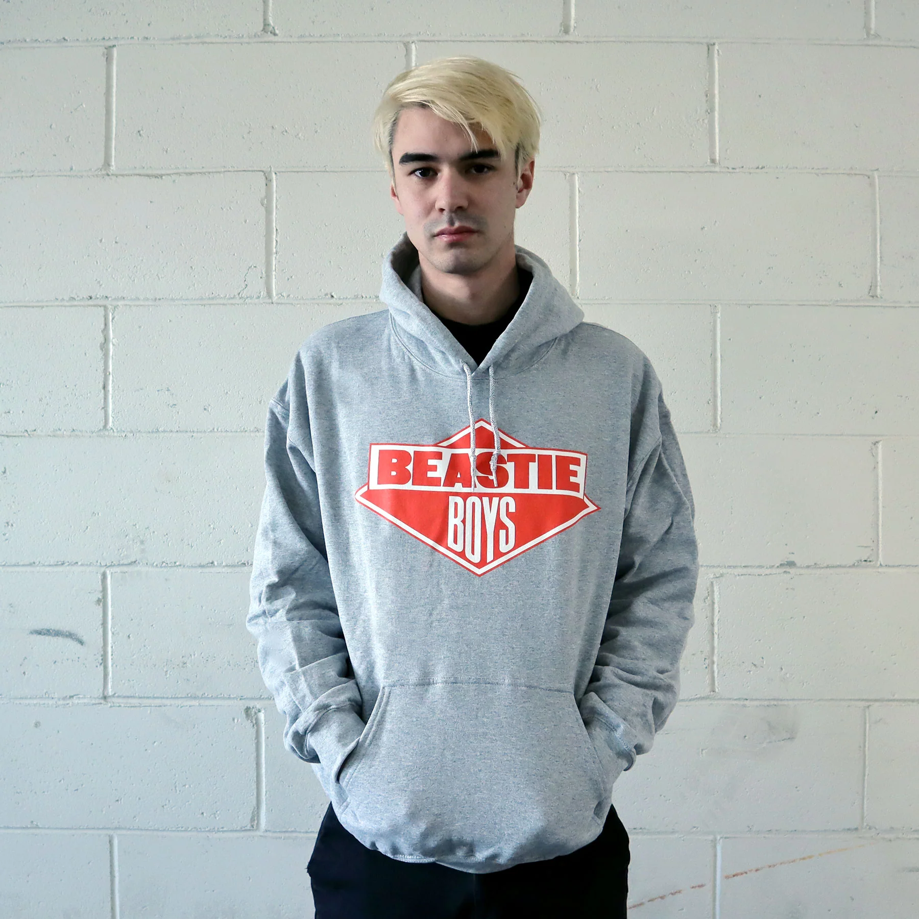 Beastie Boys: Red Ink Logo Hoodie - Grey - Image 3