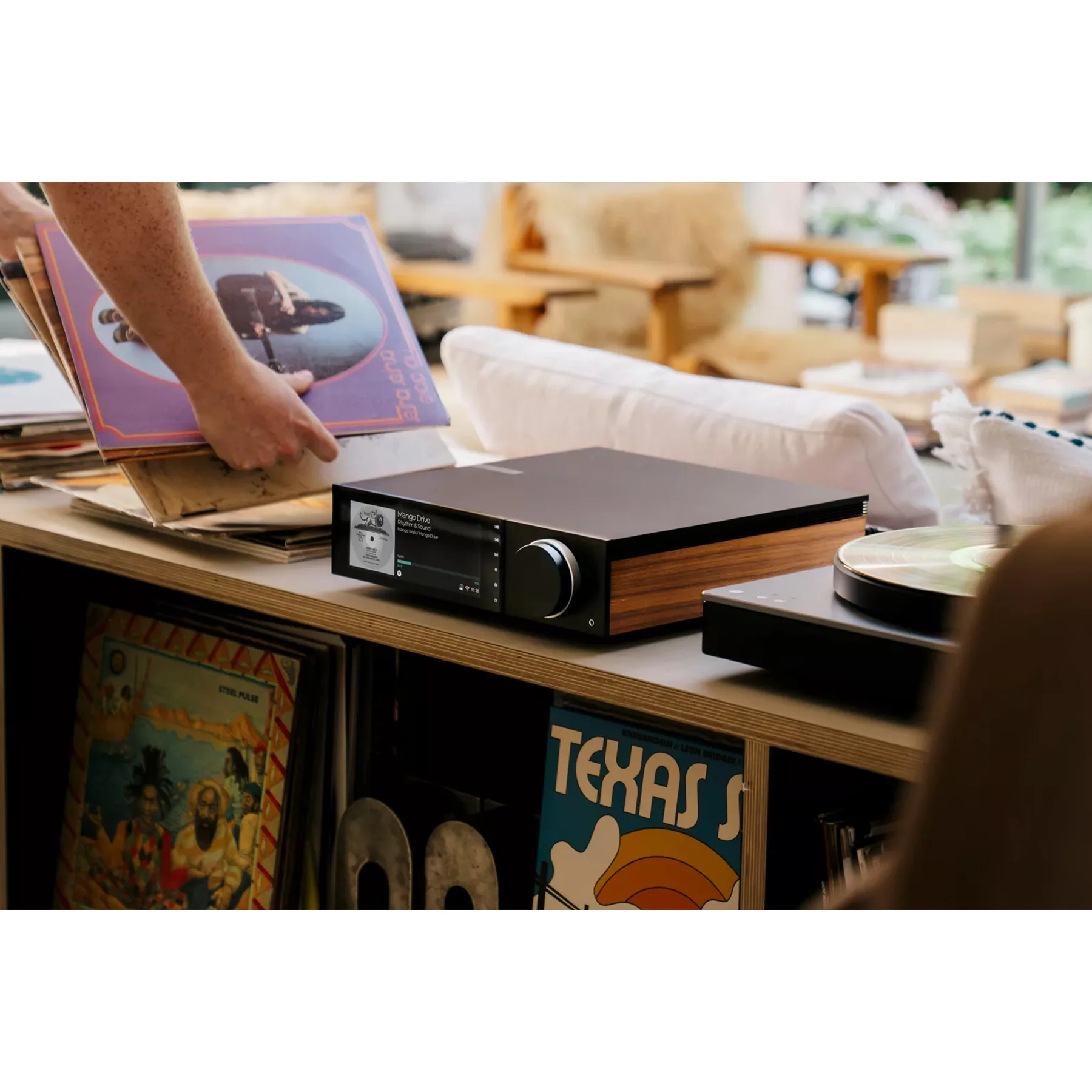Cambridge Audio: Evo 150 SE Streaming Amplifier - Image 2