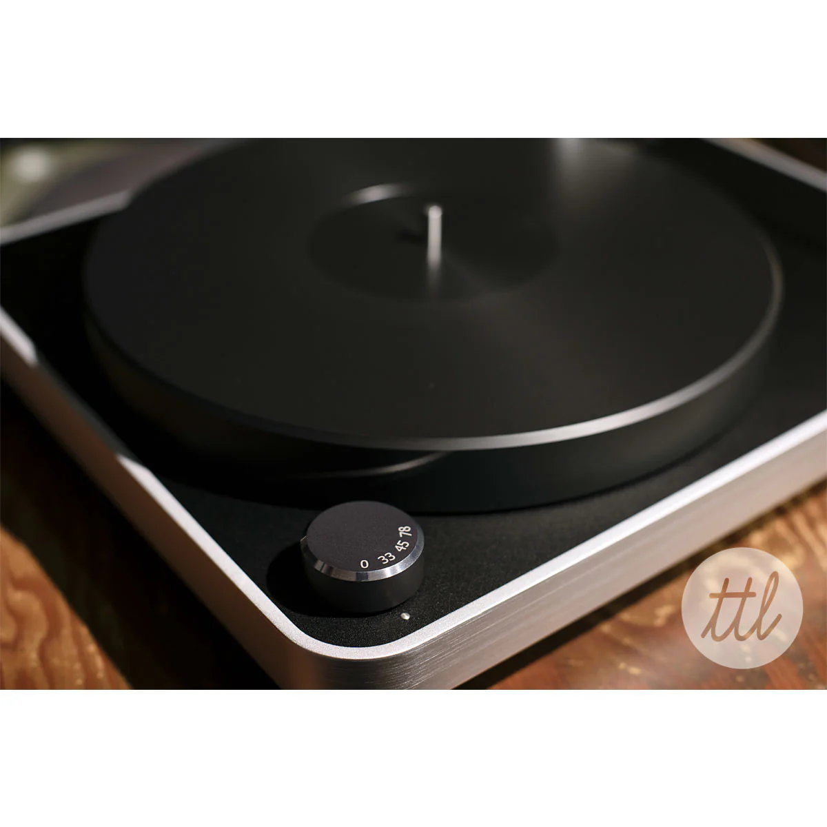 Clearaudio: Concept AiR Turntable - Concept Tonearm / Concept Cartridge (Open Box Special) - Image 7