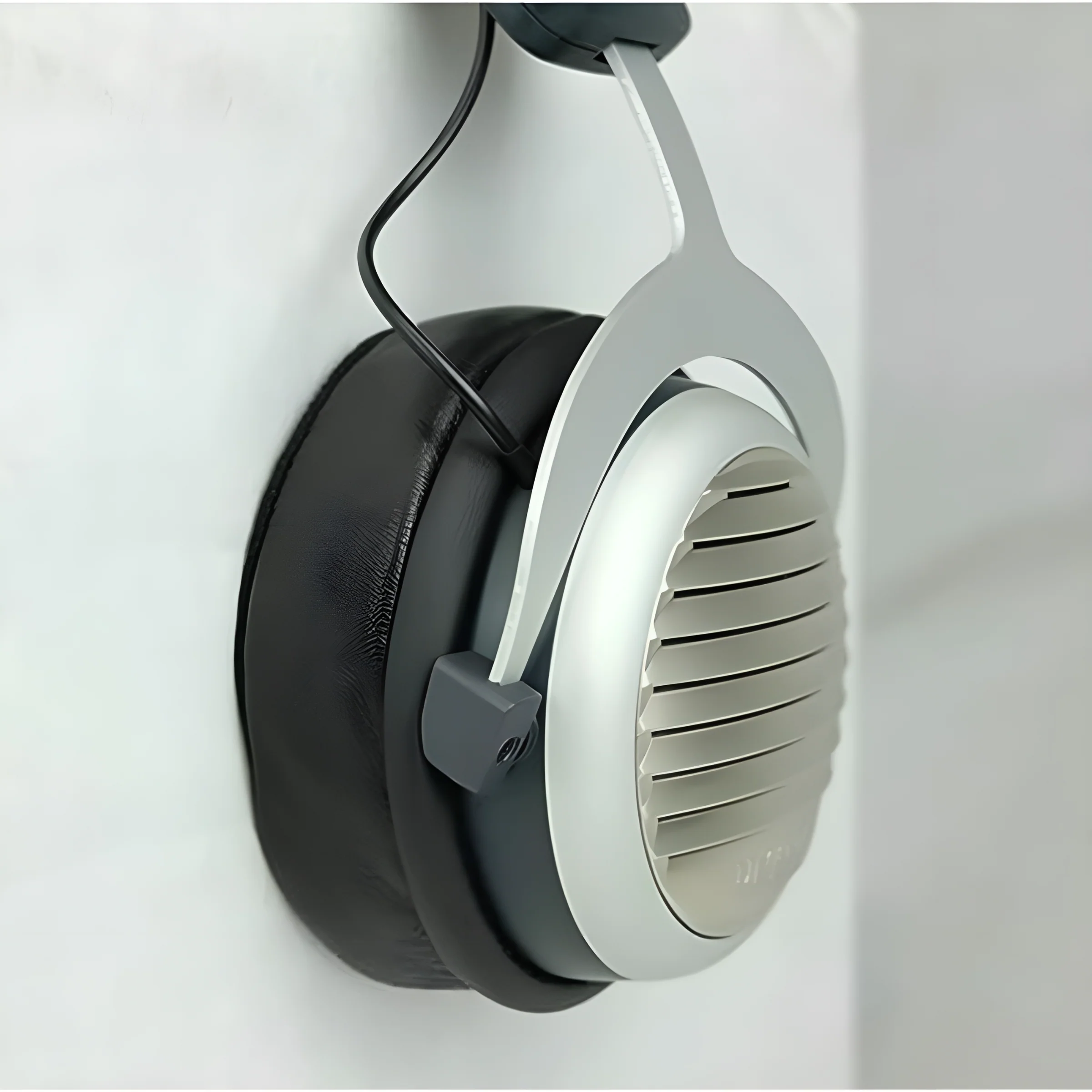 Dekoni Audio: Replacement Earpads For Beyerdynamic DT Series Headphones - Elite Hybrid (EPZ-DT78990-HYB) - Image 2