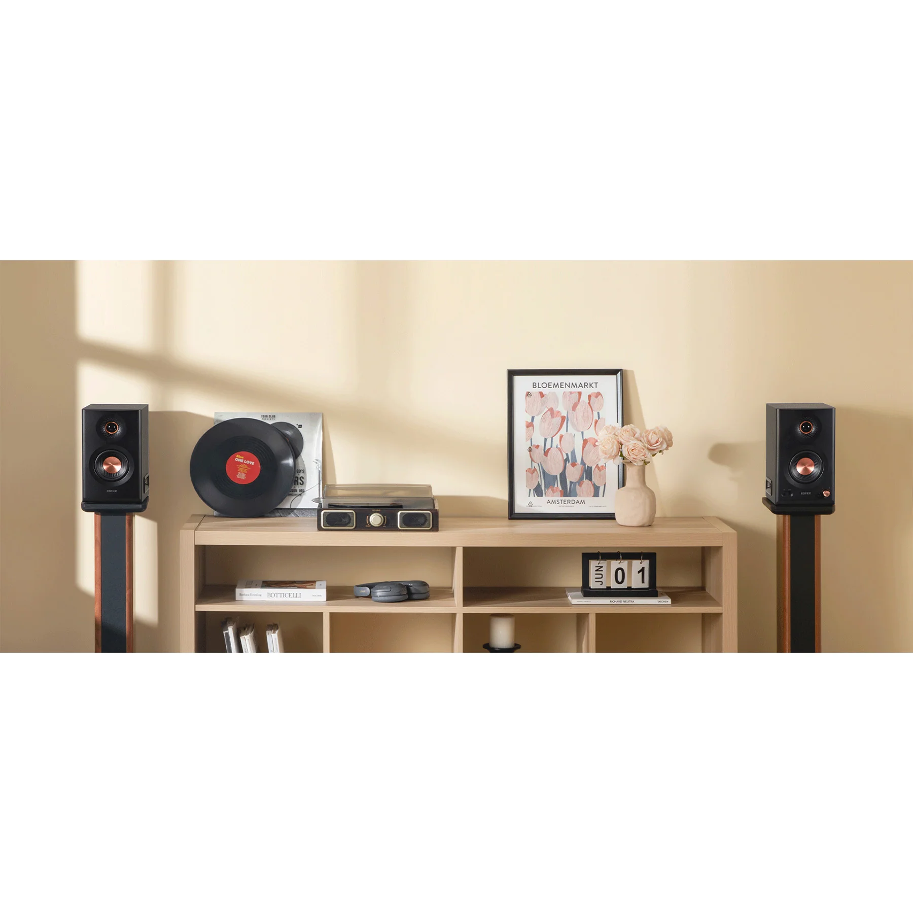 Edifier: MR5 2.0 Monitor Speakers w/Bluetooth - Pair - Image 10