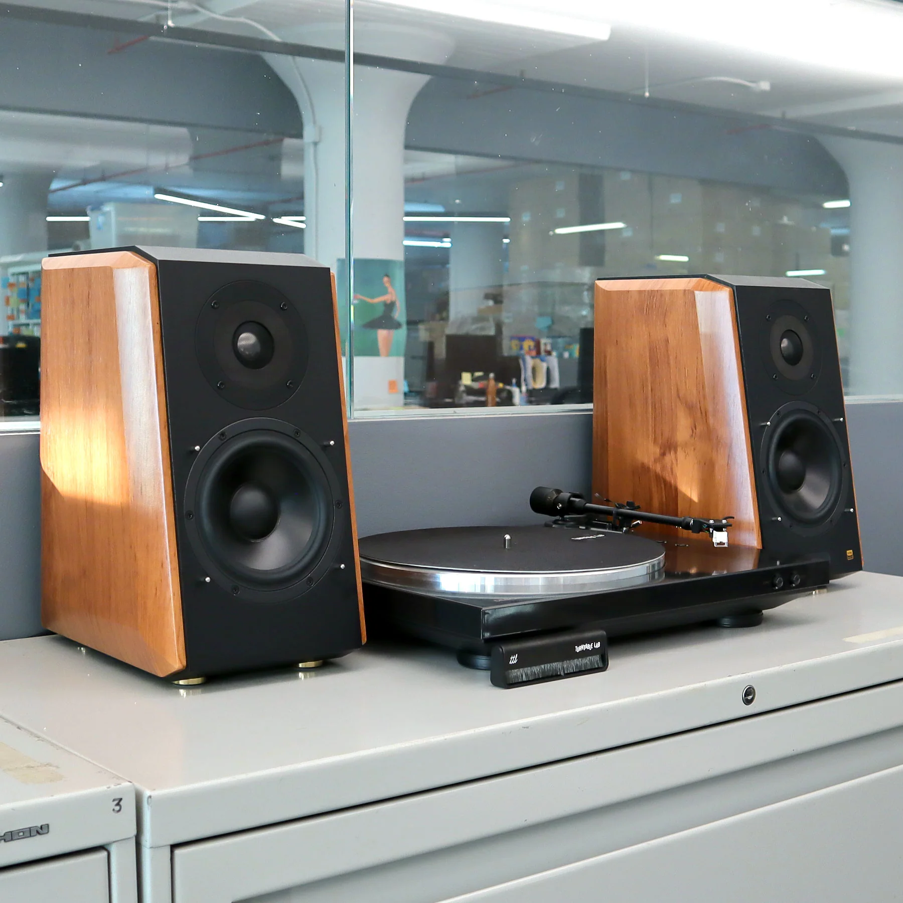 Edifier: S1000MKII Powered Bookshelf Speaker w/ Bluetooth - Image 2