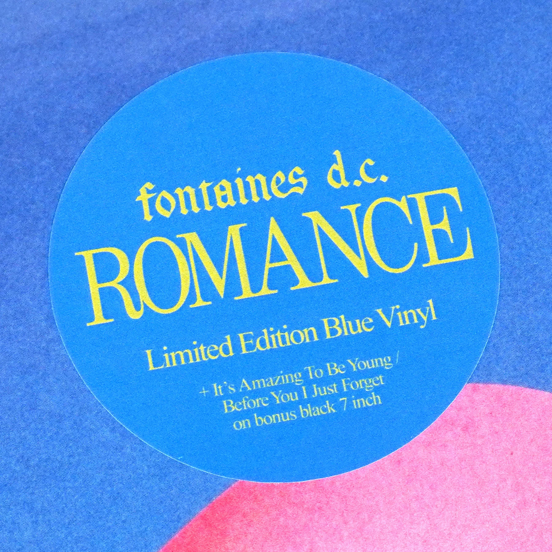 Fontaines D.C.: Romance - Bonus Edition (Colored Vinyl) Vinyl LP+7" - Image 4