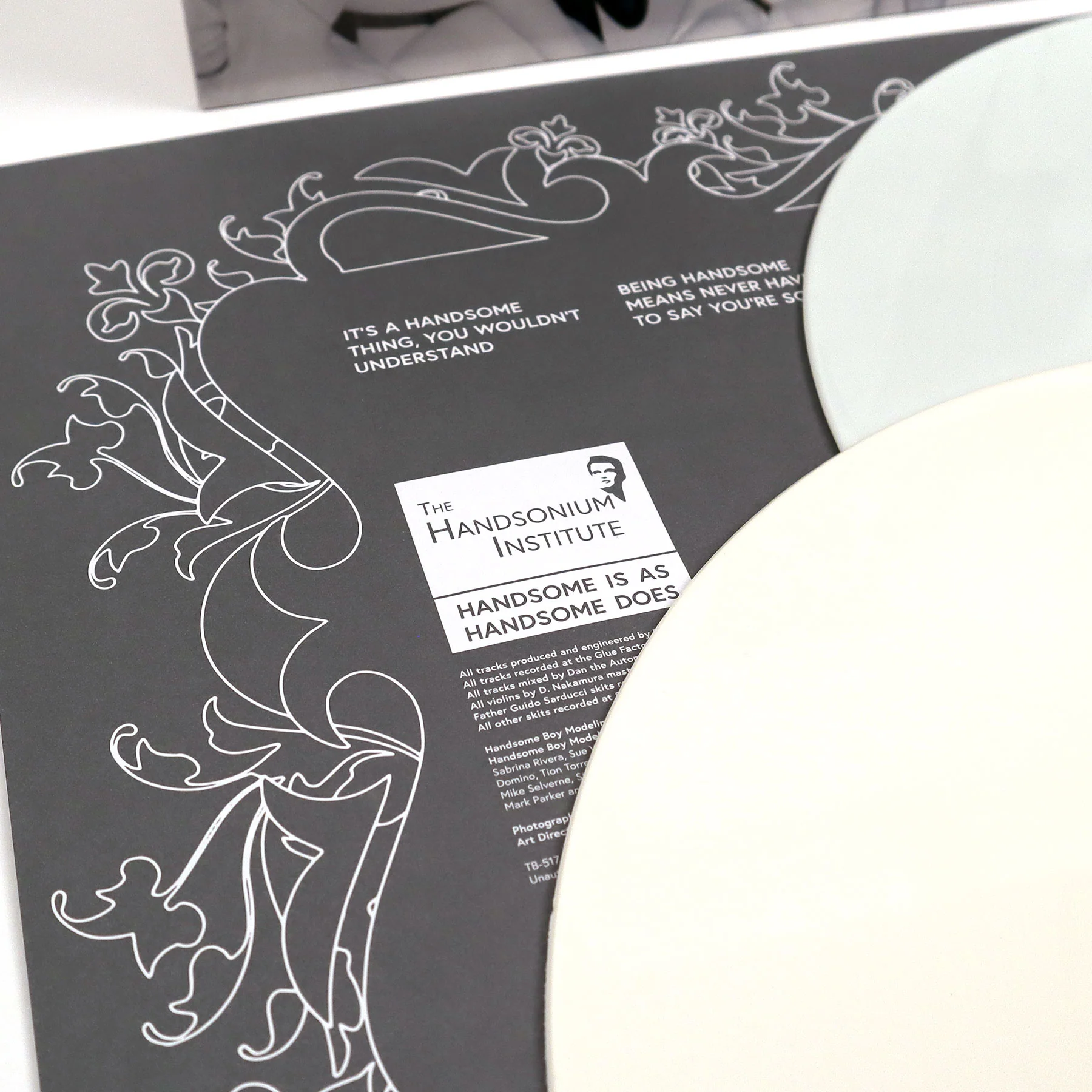 Handsome Boy Modeling School: White People (Colored Vinyl) Vinyl 2LP - Image 3