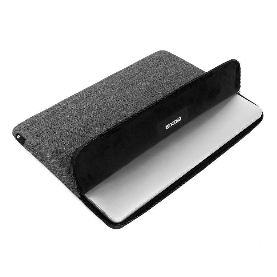 Incase: Slim Sleeve for MacBook Pro Retina 15" - Heather Black (CL60682) - Image 4