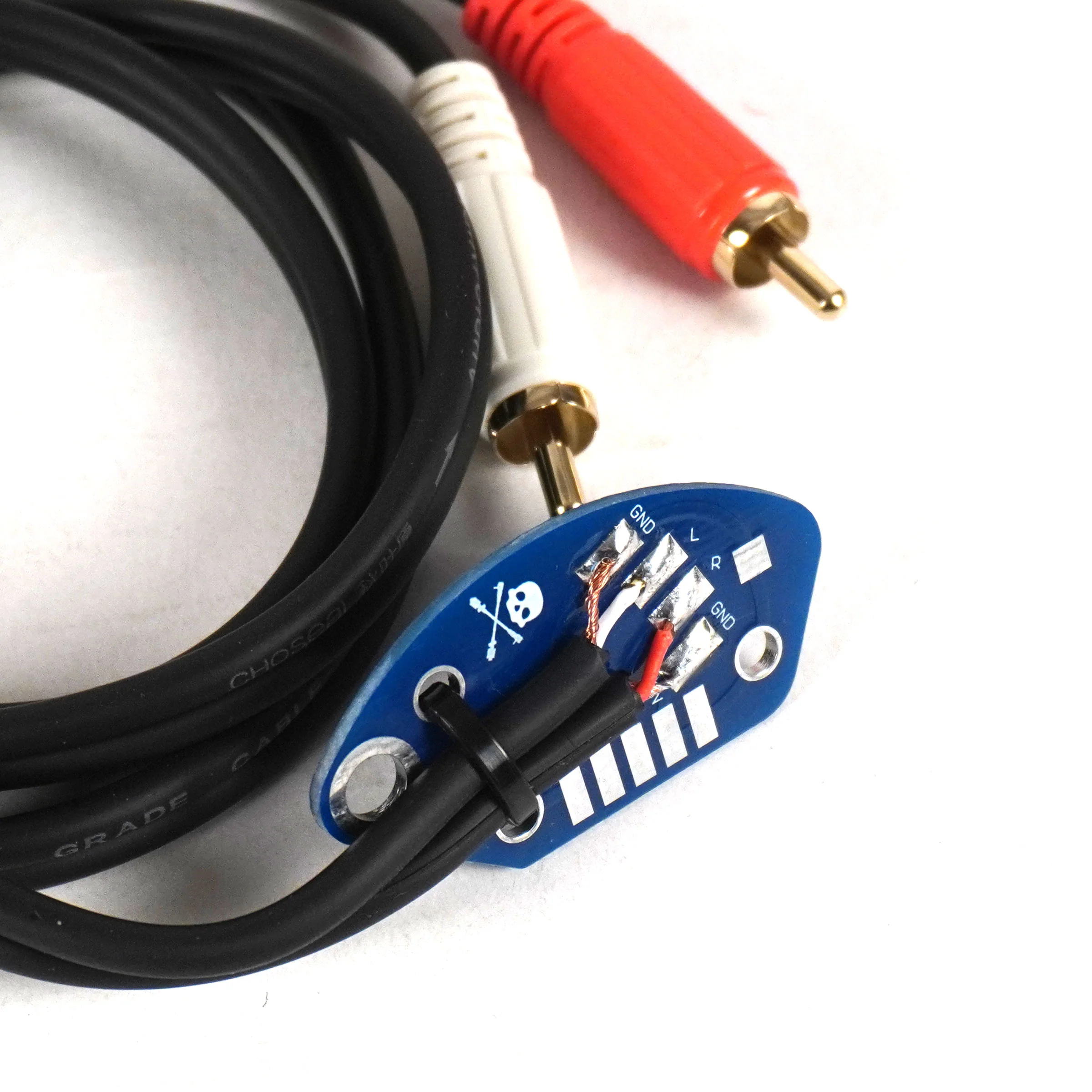 Jesse Dean Designs: Technics SL-1200 RCA Cable w/ Internal Ground PCB - Image 2