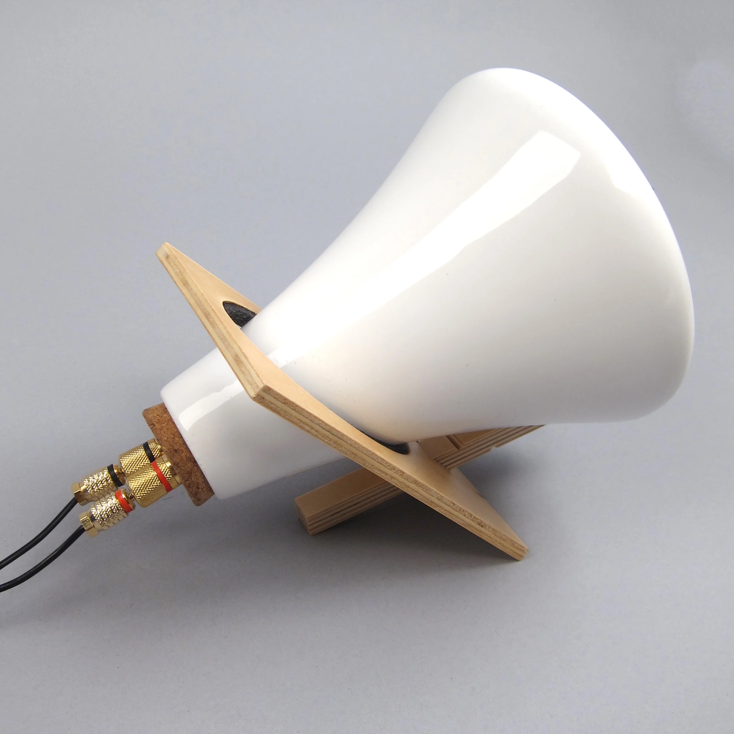 Joey Roth: Ceramic Speakers + Amplifier - Image 3