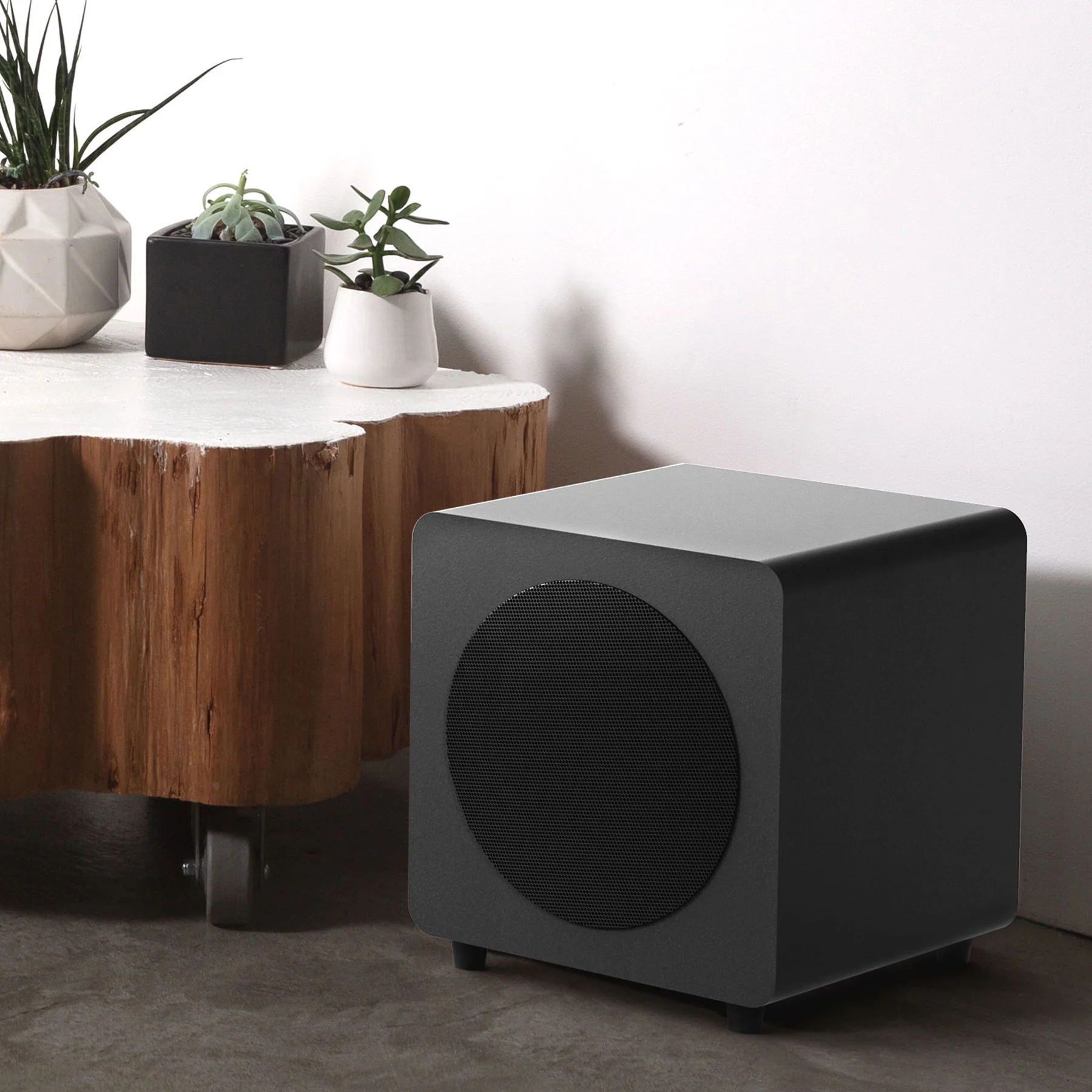 Kanto: SUB8V Powered Subwoofer - Matte Black (SUB8VMB) - Image 2