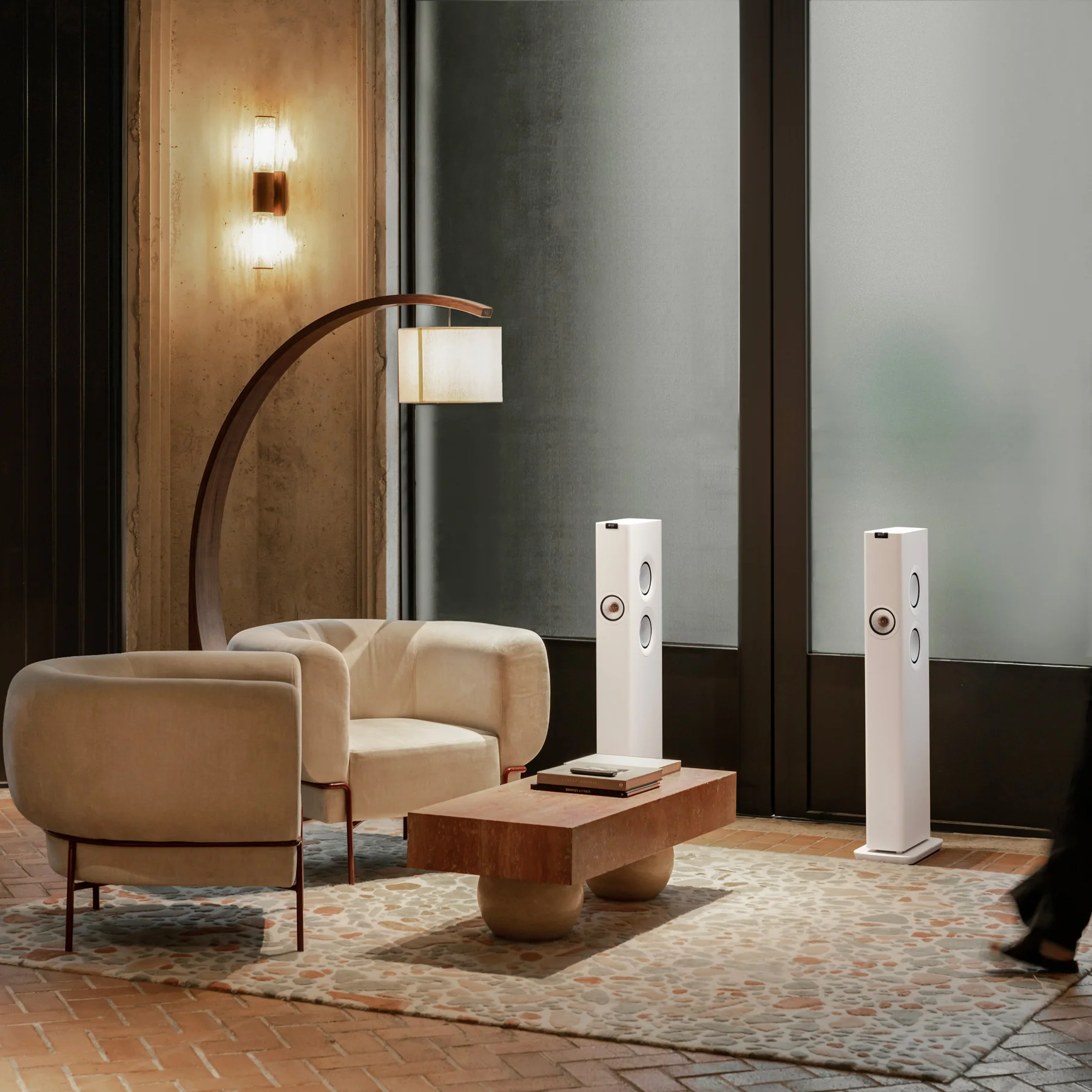 KEF: LS60 Wireless Floorstanding Powered Speakers - Pair - Image 7