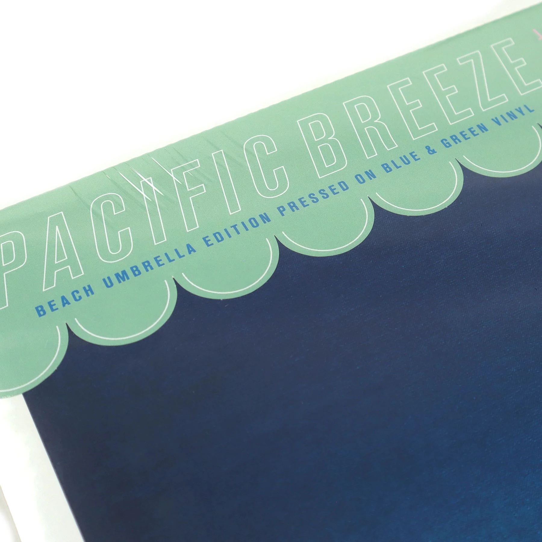 Light In The Attic: Pacific Breeze Vol.1 - Japanese City Pop, AOR & Boogie 1976-1986 (Blue Green Colored Vinyl) Vinyl 2LP - Image 4