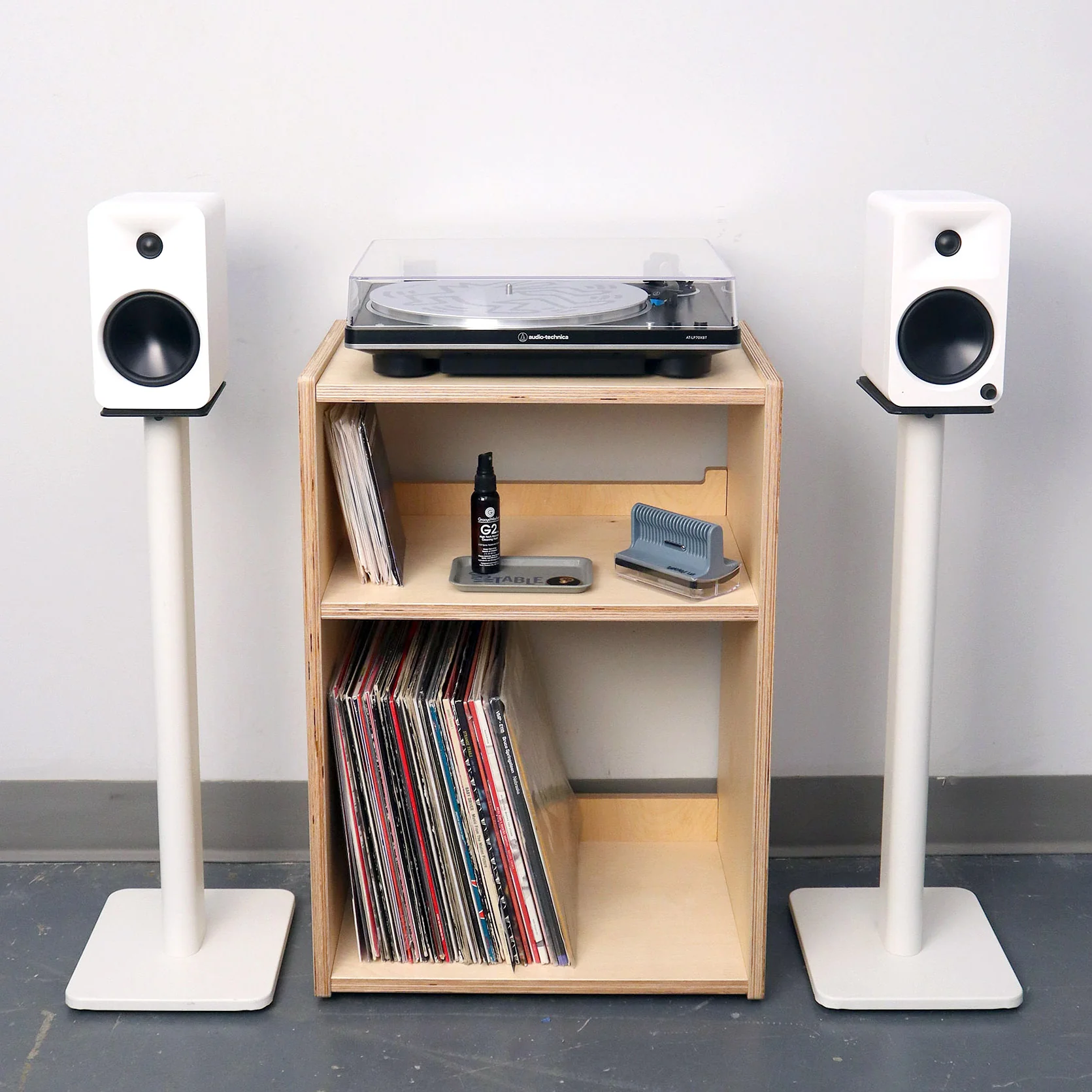 Line Phono: Cube Plus / 26" Kanto Speaker Stands / Bundle - Image 3