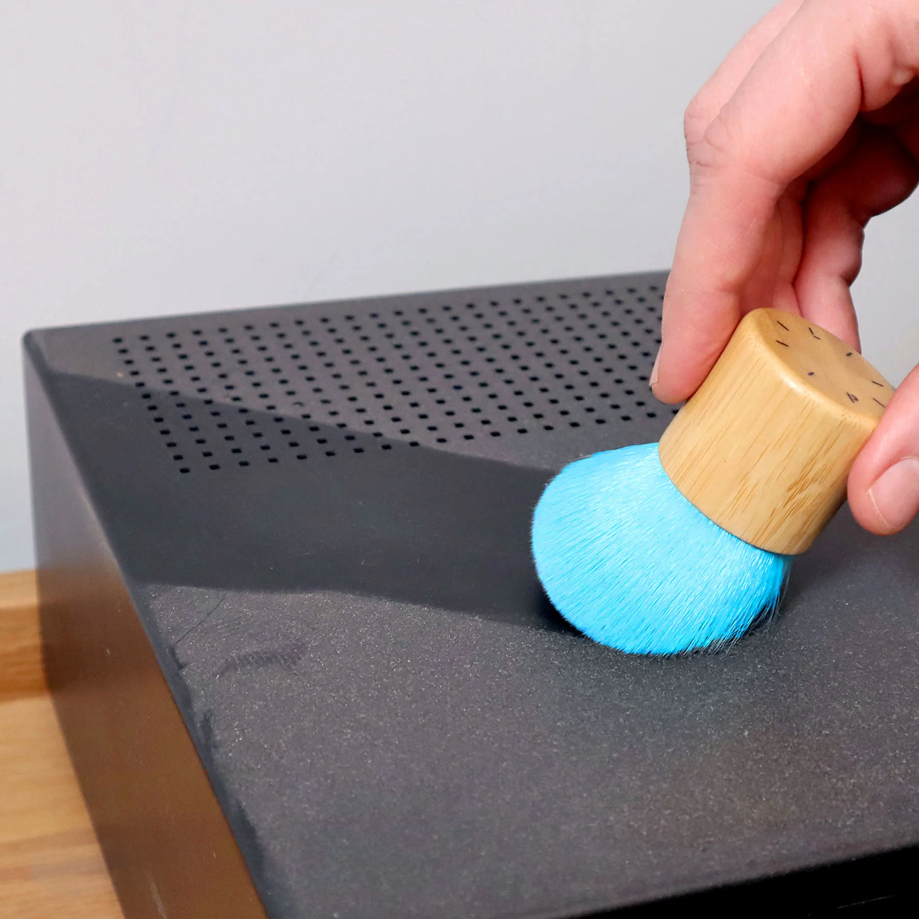 Line Phono: Magic Audio Brush for Records + Gear - Image 2