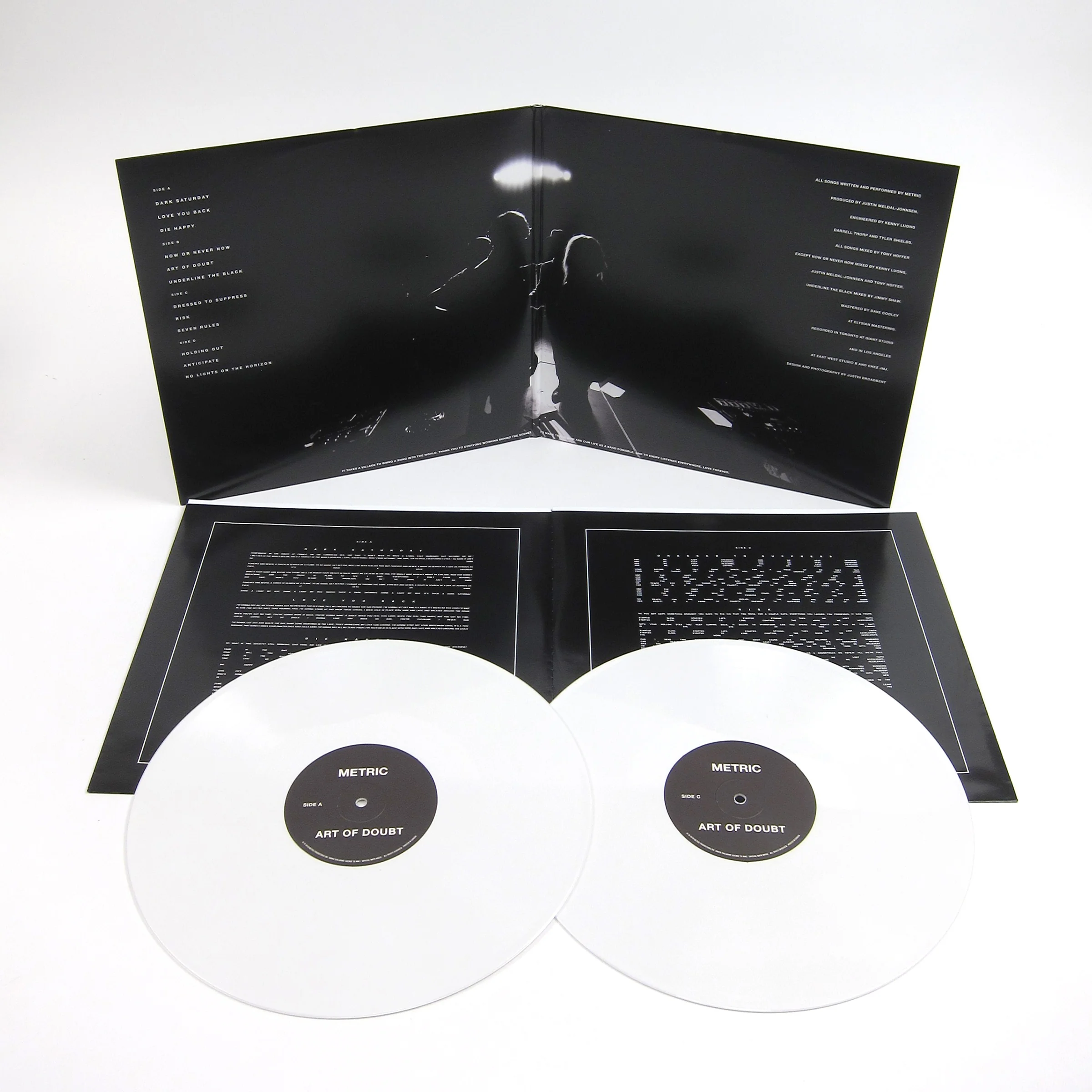 Metric: The Art Of Doubt (Indie Exclusive Colored Vinyl) Vinyl 2LP - Image 2