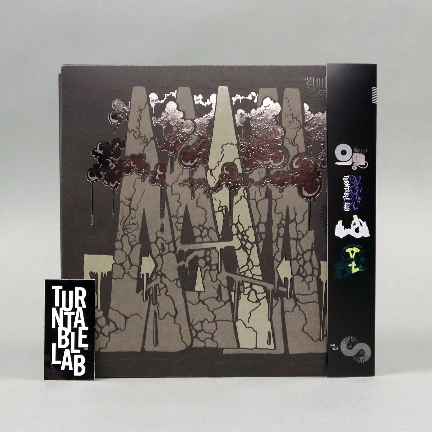 MF Doom: Born Like This (Colored Vinyl) Vinyl 2LP - Turntable Lab Exclusive - LIMIT 1 PER CUSTOMER - Image 4