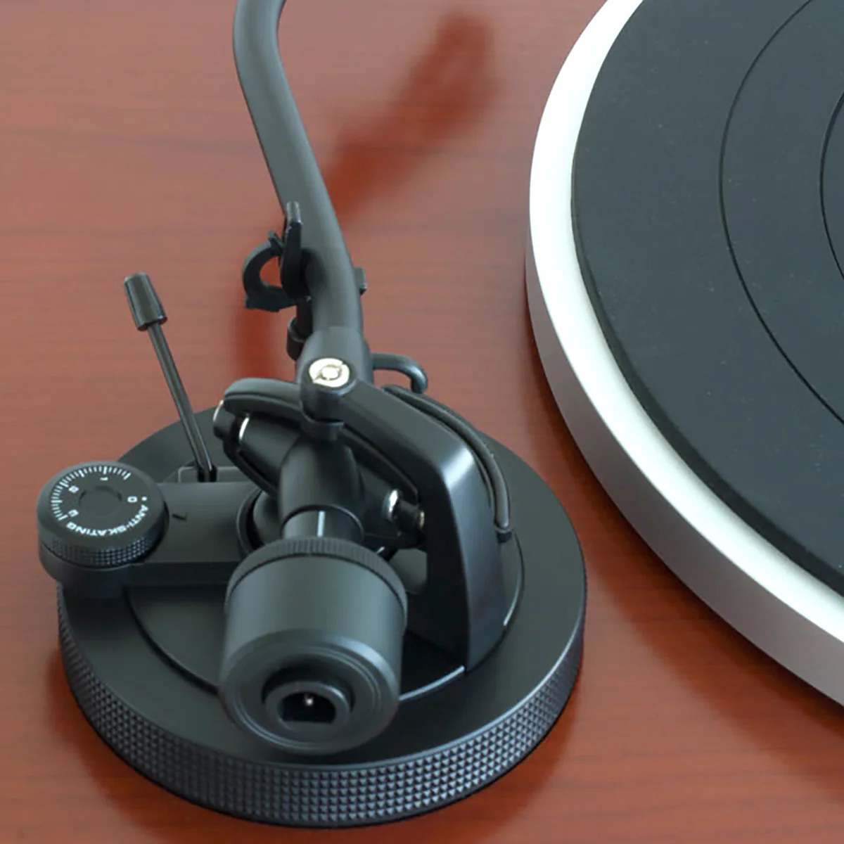 Music Hall: MMF 1.5 Turntable - Cherry - Image 5