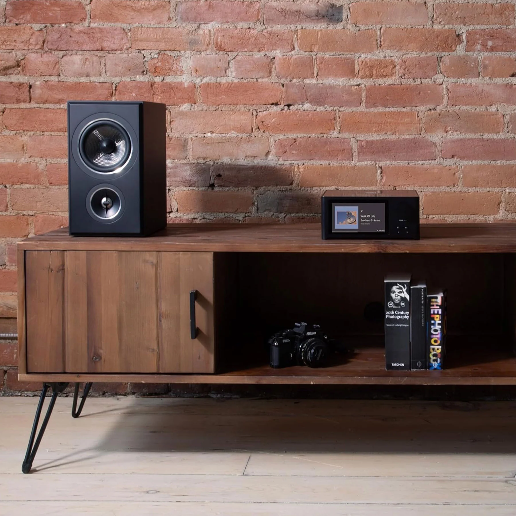 NAD: C 700 V2 Streaming Integrated Amplifier - Image 7
