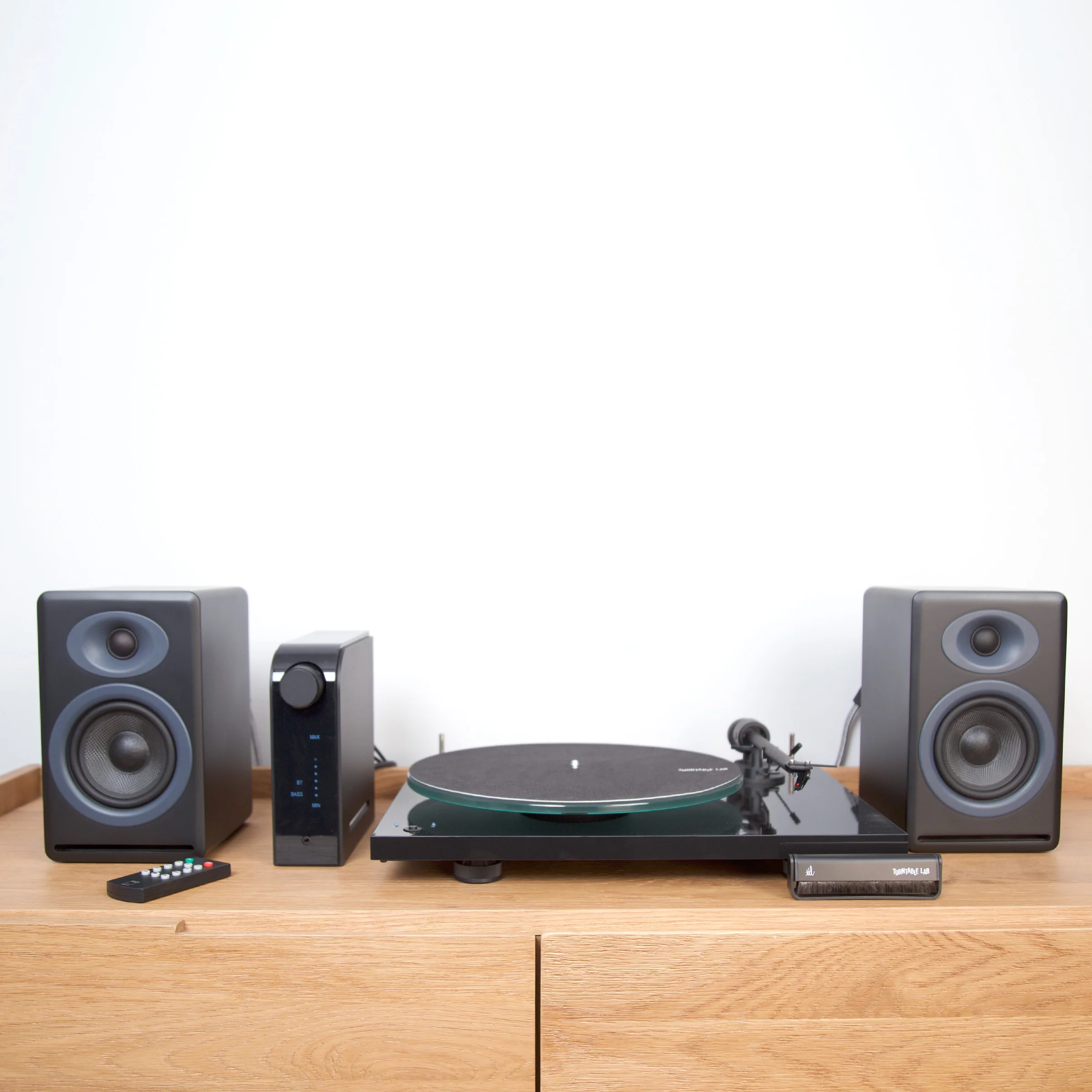 NAD: D3020 V2 Amplfier / Audioengine P4 / Passive Speaker Package - Image 3