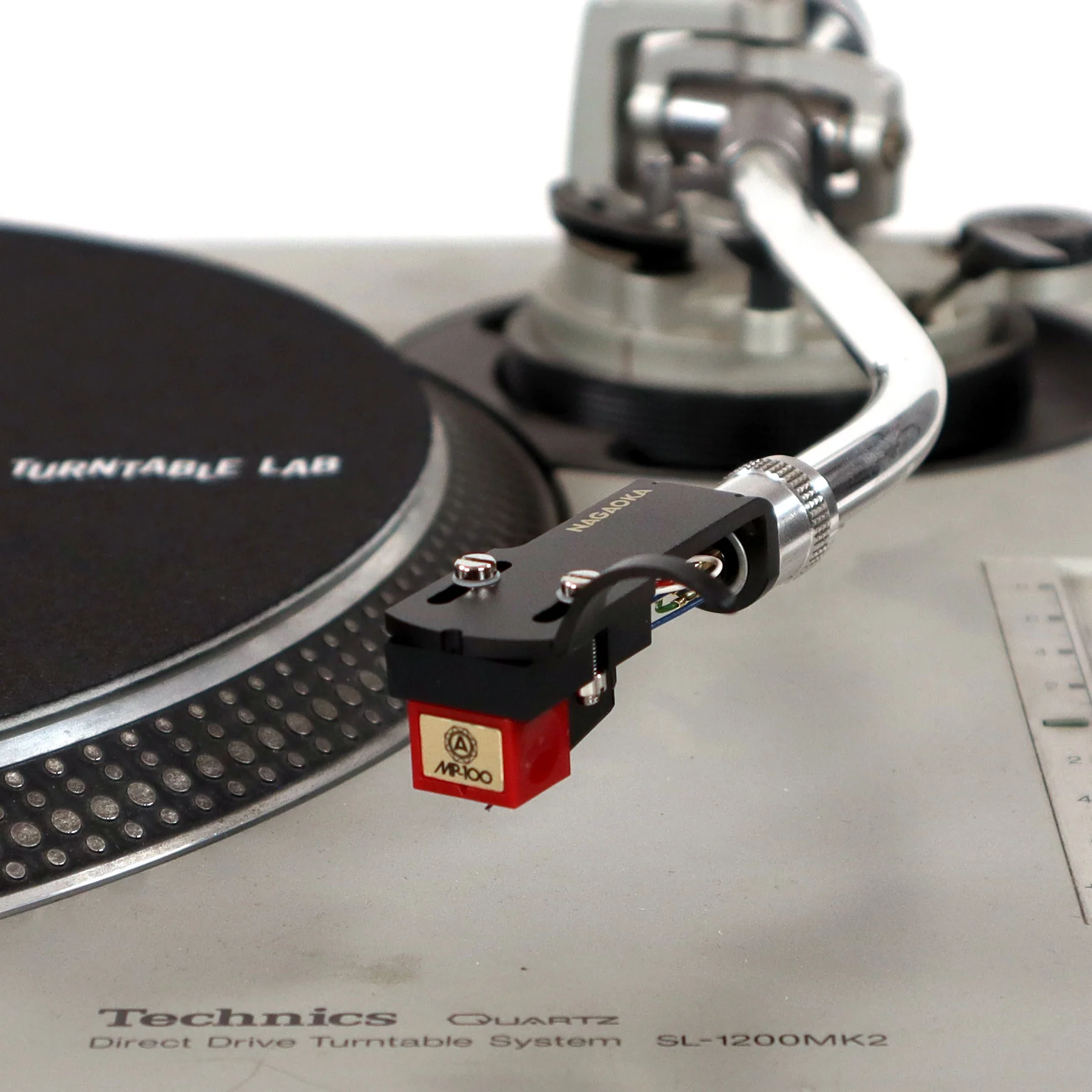 Nagaoka: MP-100H Cartridge Mounted on Headshell - Image 2