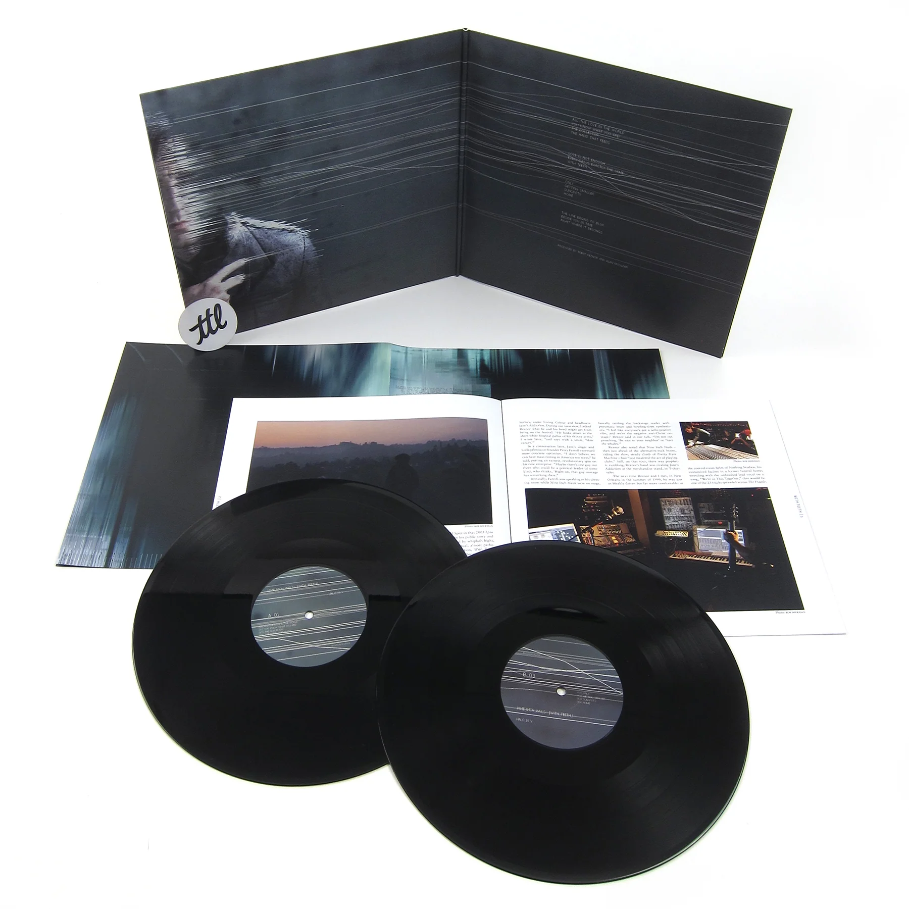 Nine Inch Nails: With Teeth (180g) Vinyl 2LP - Image 2
