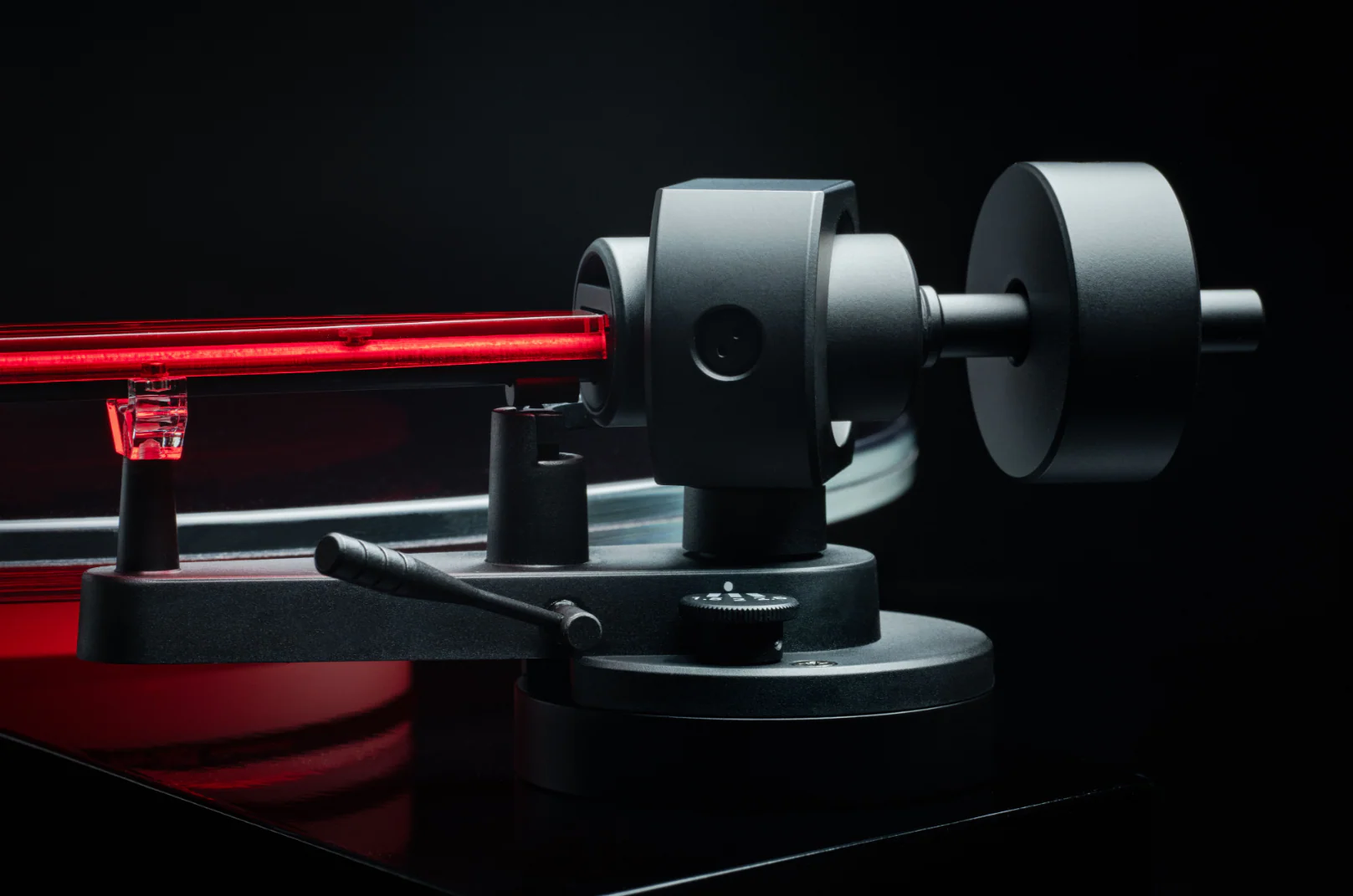 Pro-Ject: AC/DC Artist Series Turntable - Limited Edition - Image 4