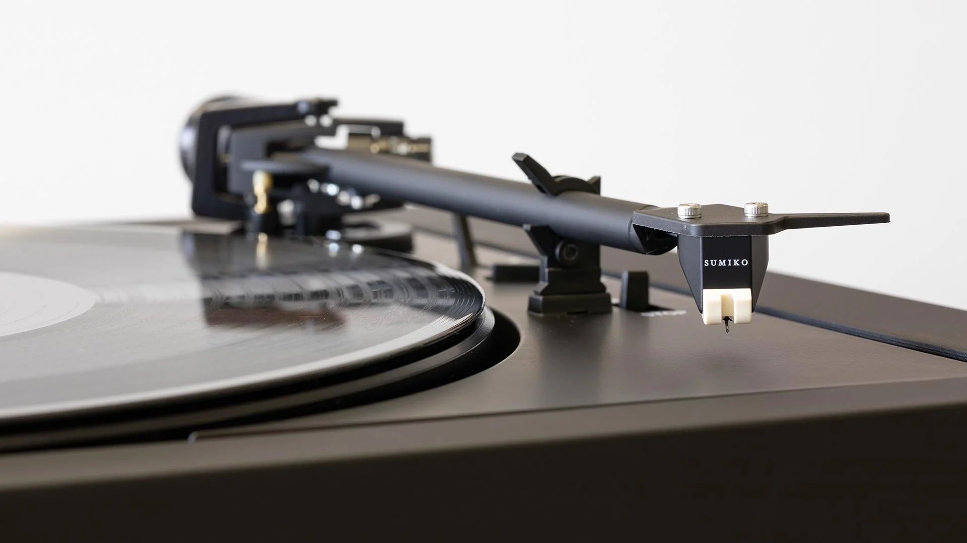 Pro-Ject: Automat A2 Automatic Turntable - Image 3