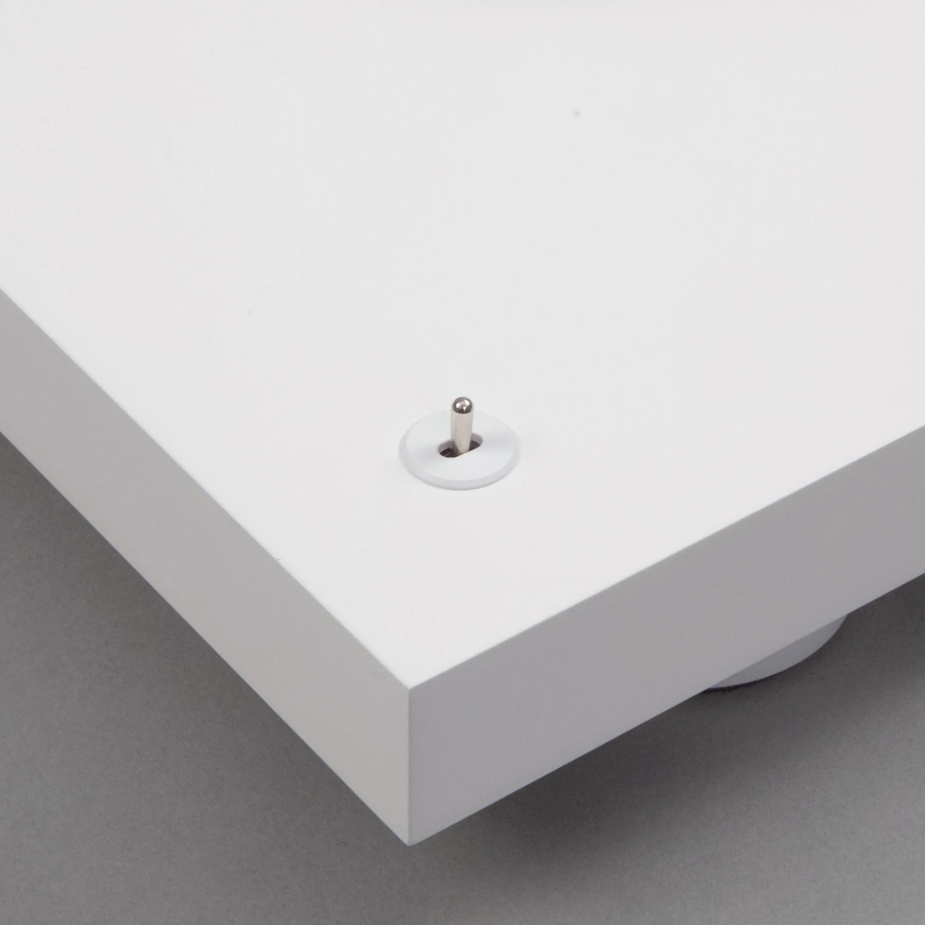 Pro-Ject: Debut PRO B Turntable - Special Edition White - Image 8