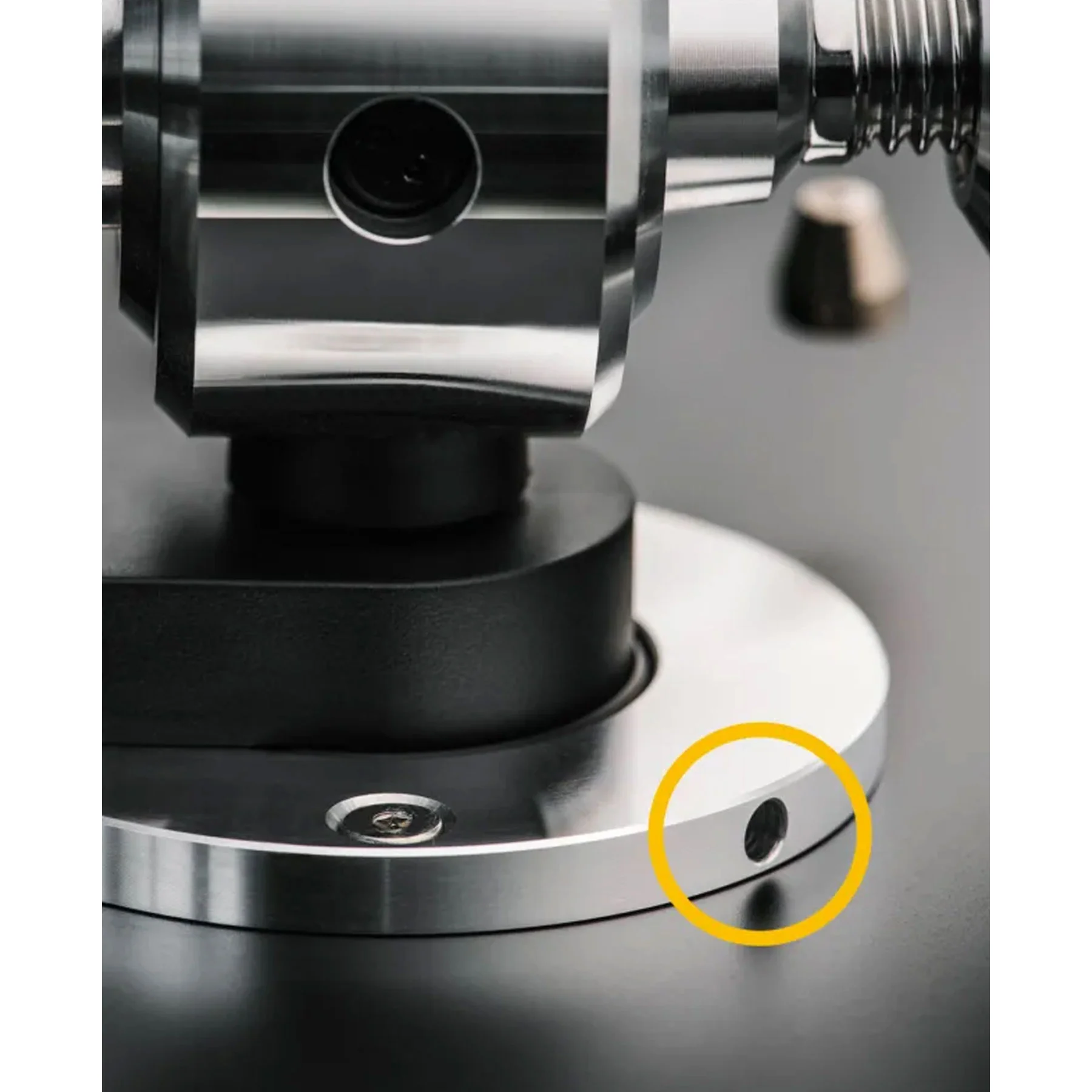 Pro-Ject: Debut Reference 10 Turntable - Image 11