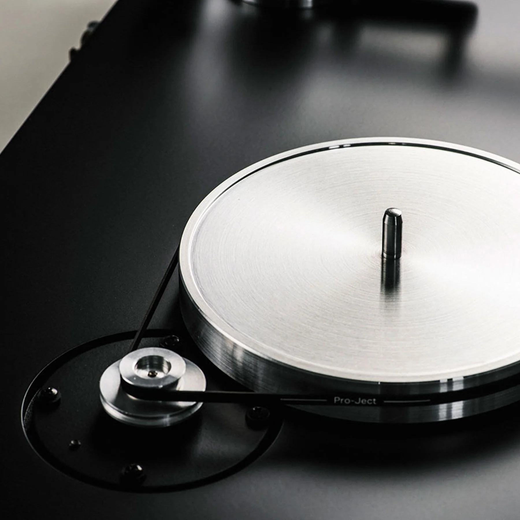 Pro-Ject: Debut Reference 10 Turntable - Image 6