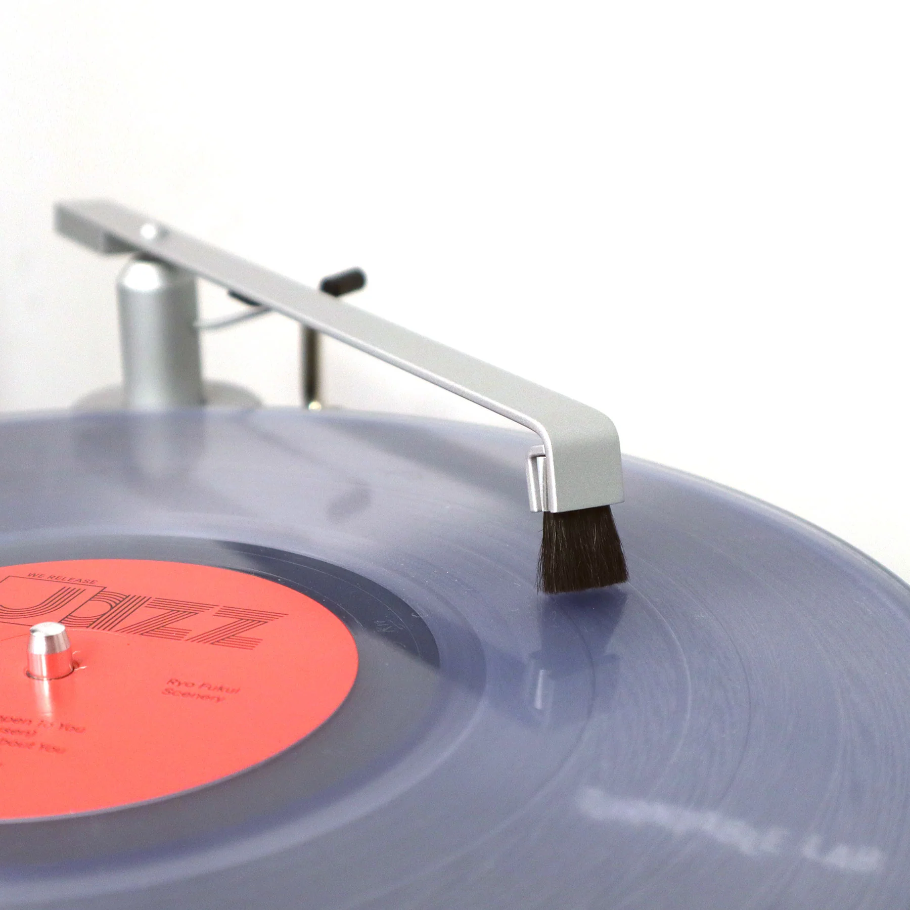 Pro-Ject: Sweep It E Turntable Record Broom - Image 2