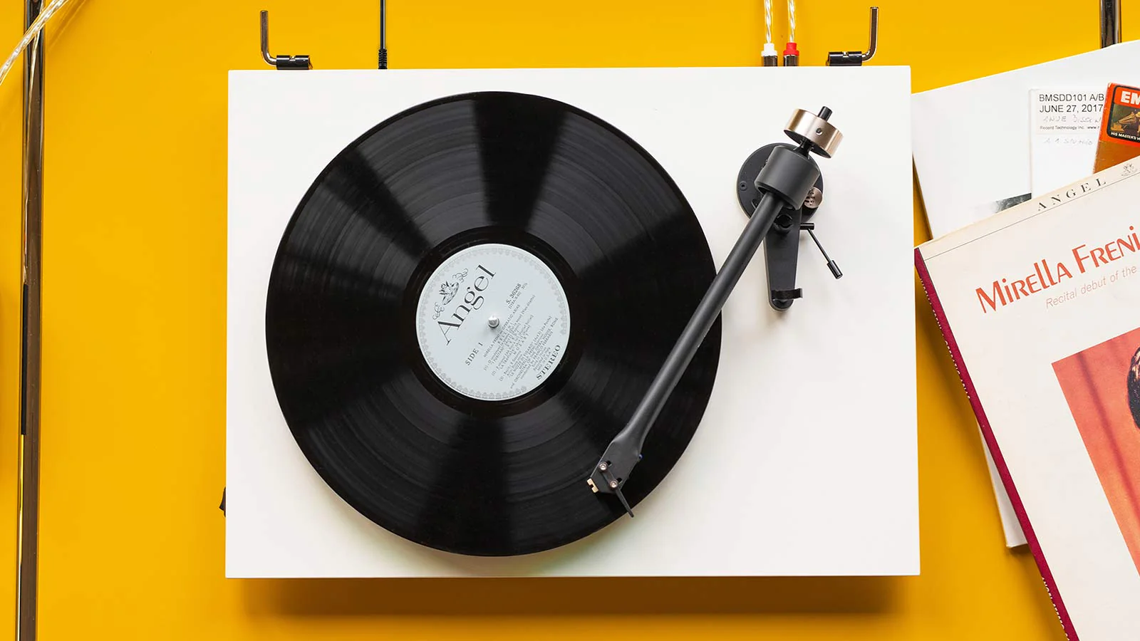 Pro-Ject: T2 Turntable - Image 7