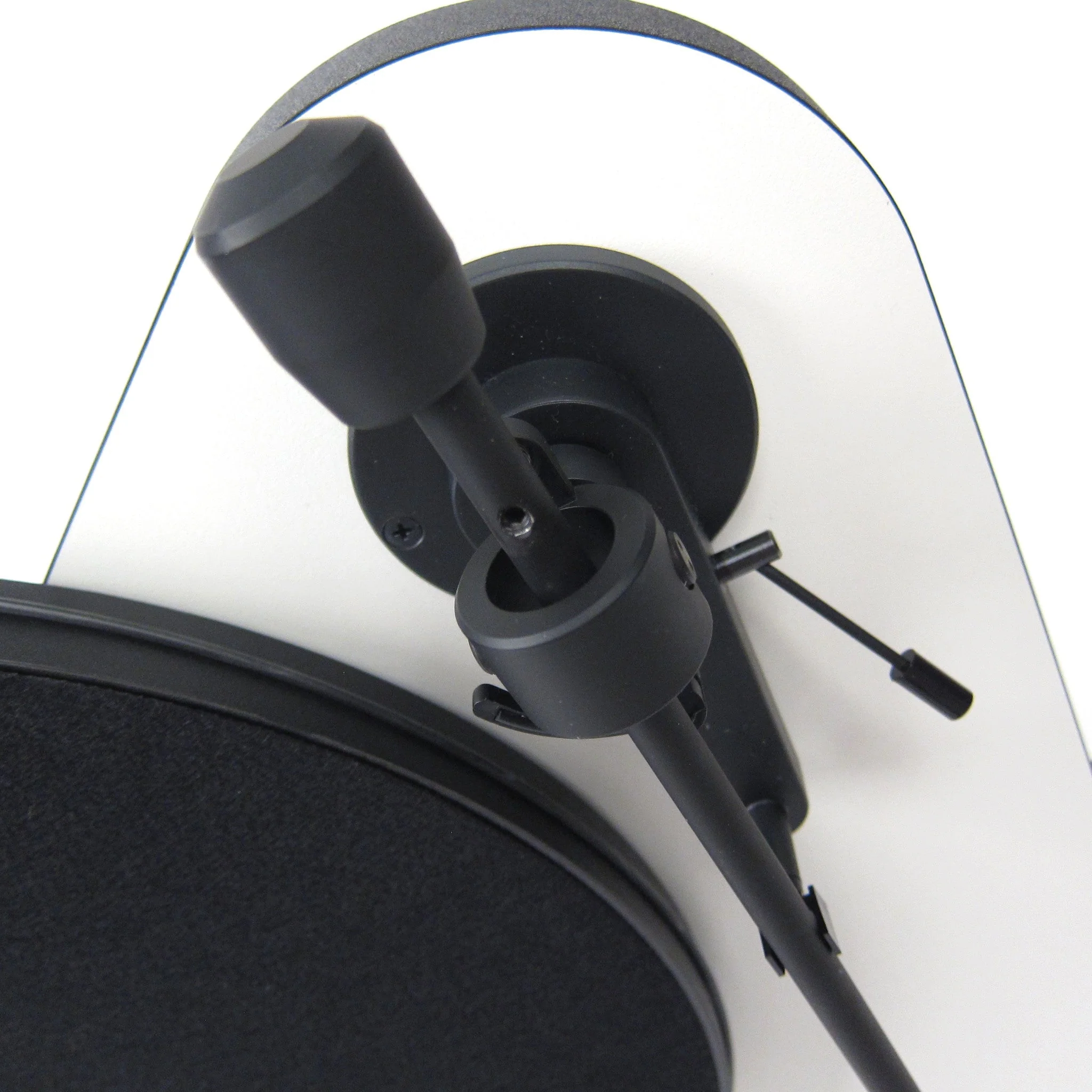 Pro-Ject: Vertical Turntable Right w/ Bluetooth - Red (VT-E BT R) - Image 4