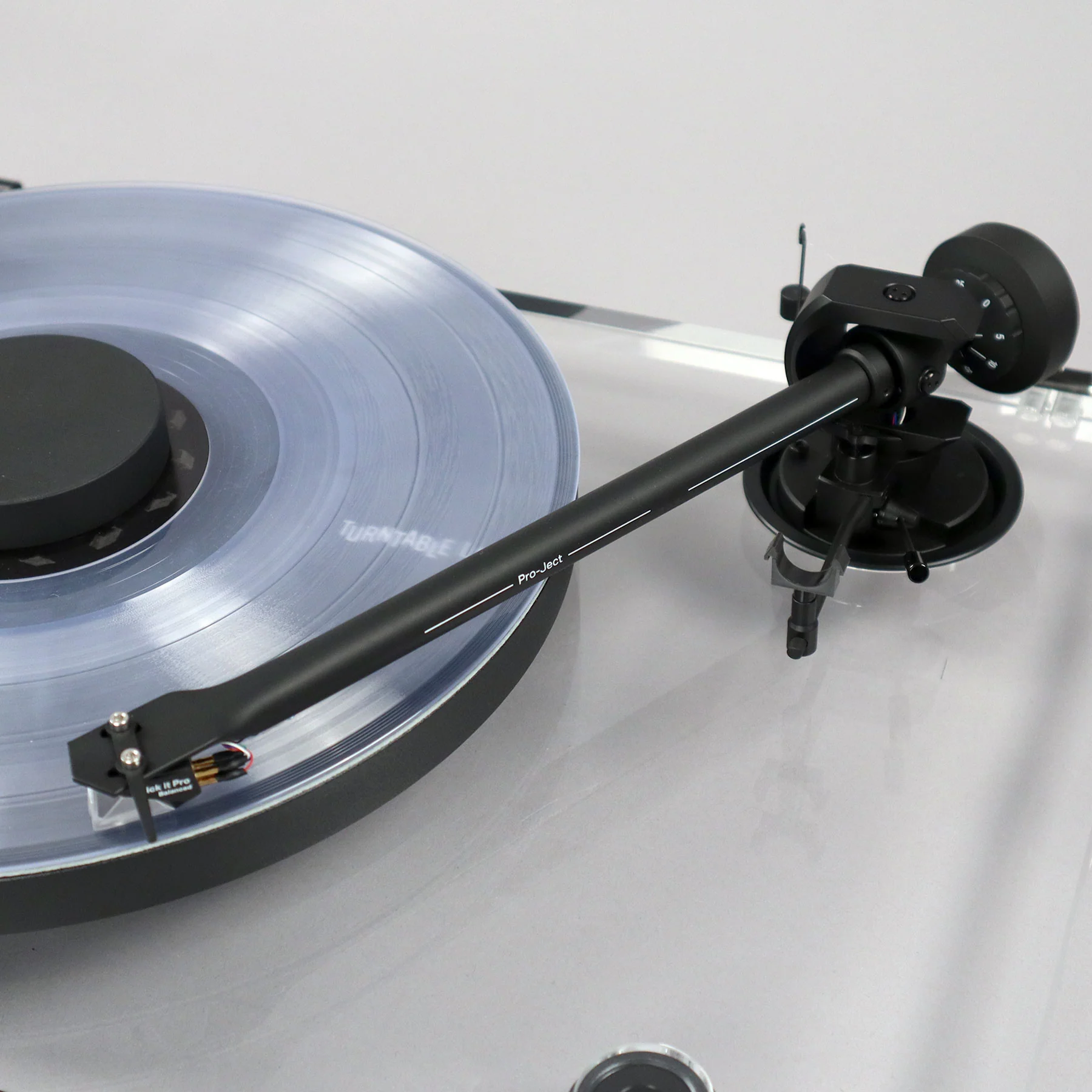 Pro-Ject: XA B Balanced Acrylic Turntable - Image 3