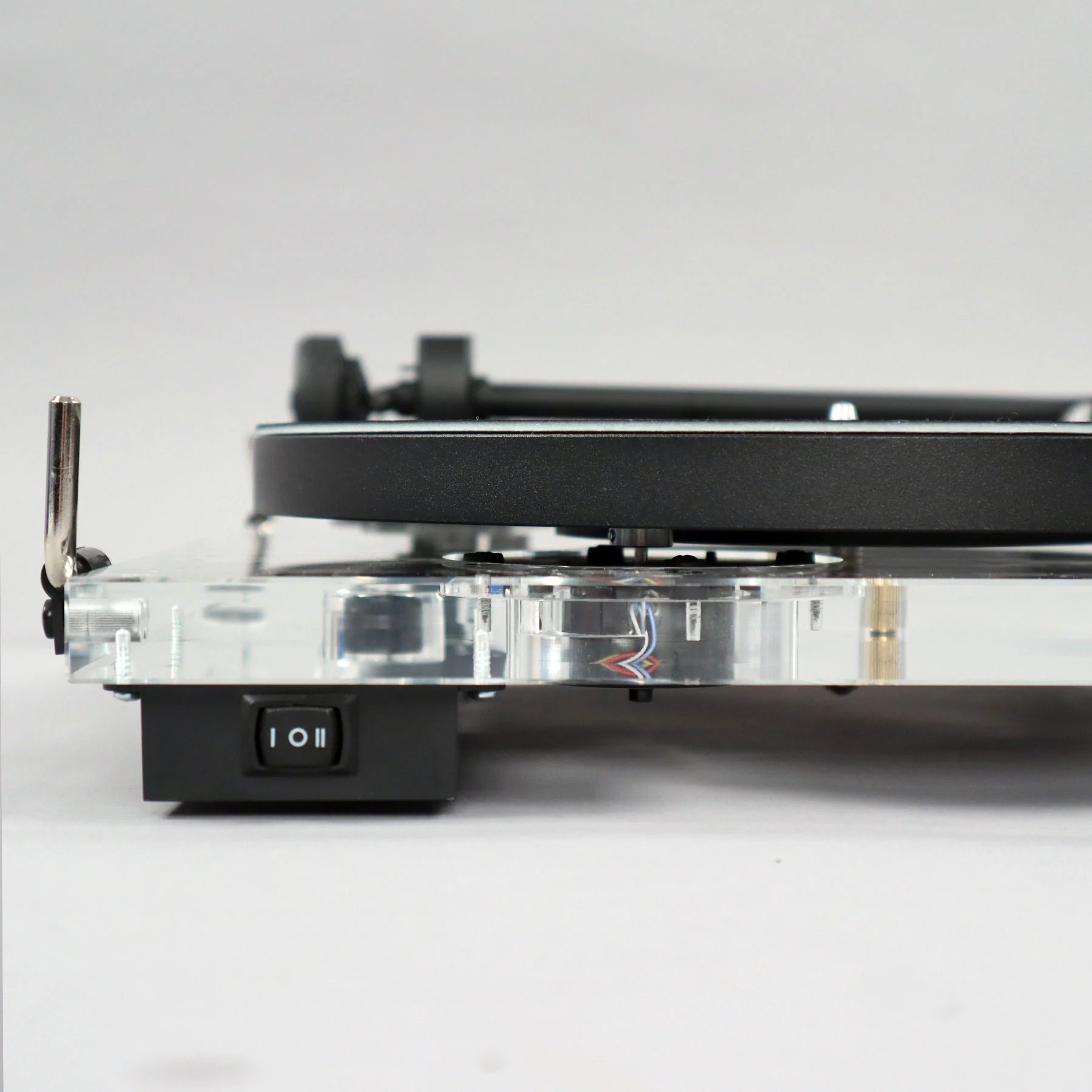 Pro-Ject: XA B Balanced Acrylic Turntable - Image 7