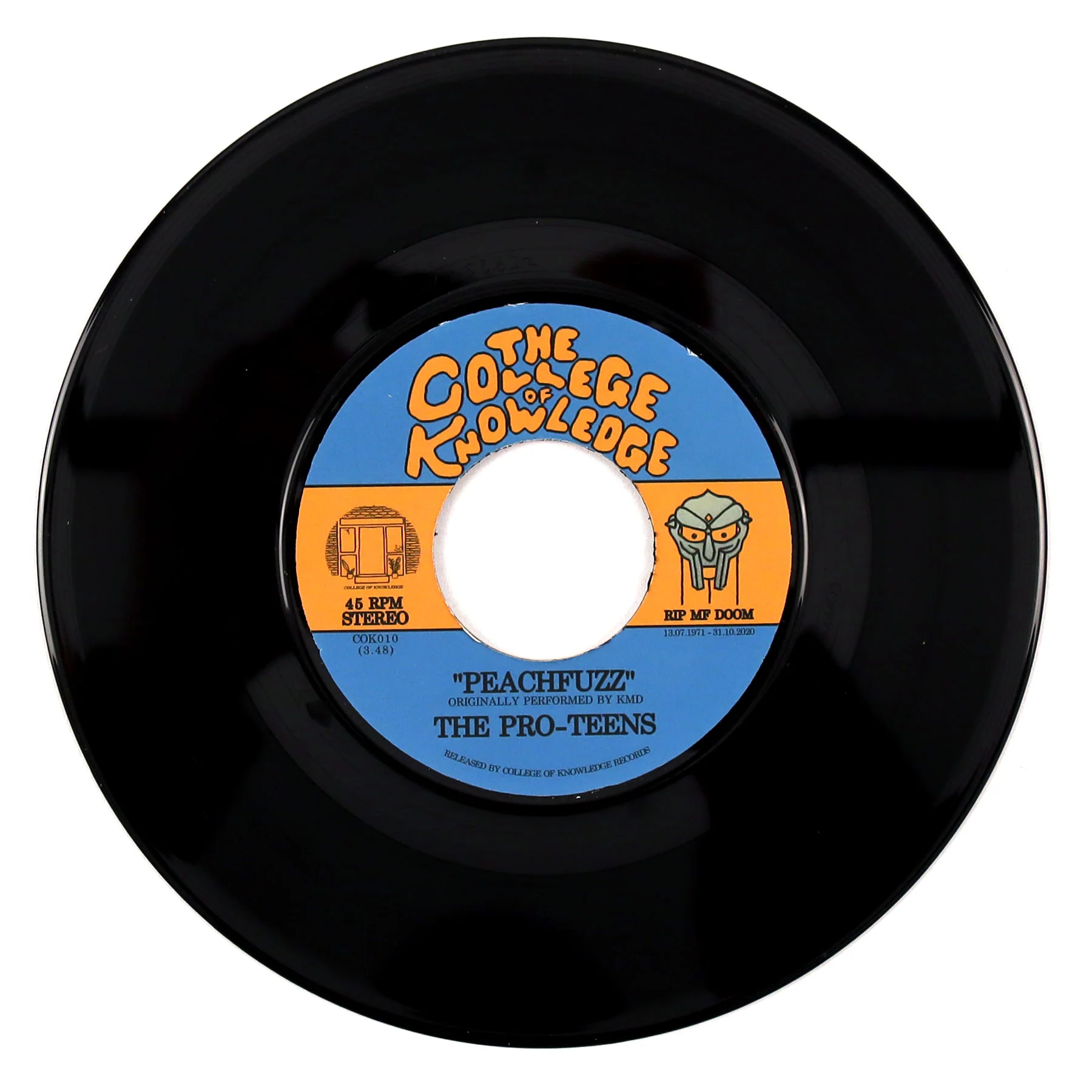 The Pro-Teens: Peachfuzz / One Beer (MF Doom Covers) Vinyl 7" - Image 2
