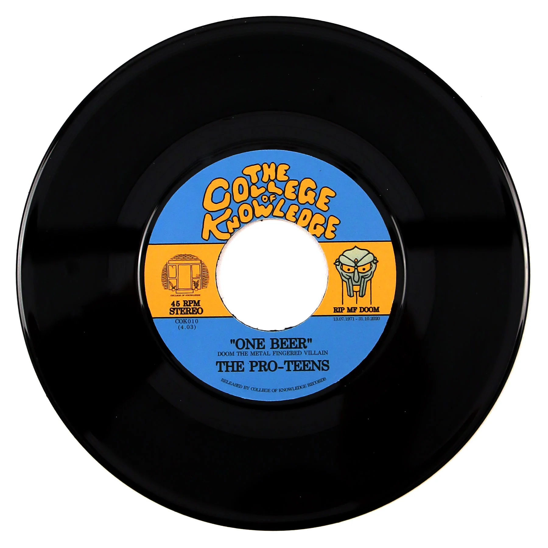 The Pro-Teens: Peachfuzz / One Beer (MF Doom Covers) Vinyl 7" - Image 3