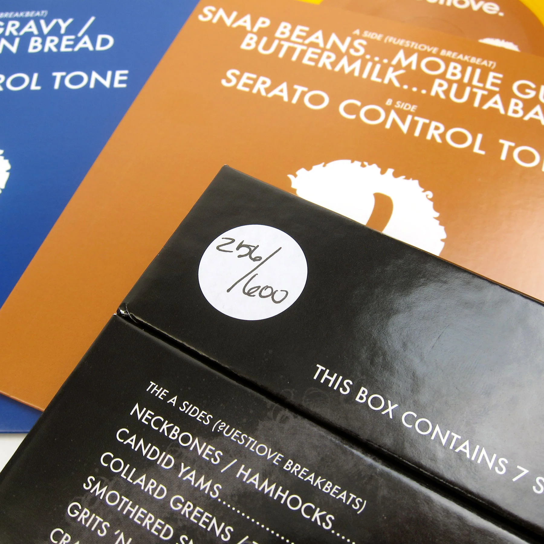 Questlove: Sufro Breaks (Serato Control Vinyl, Colored Vinyl) Vinyl 7x7" Boxset - Image 4
