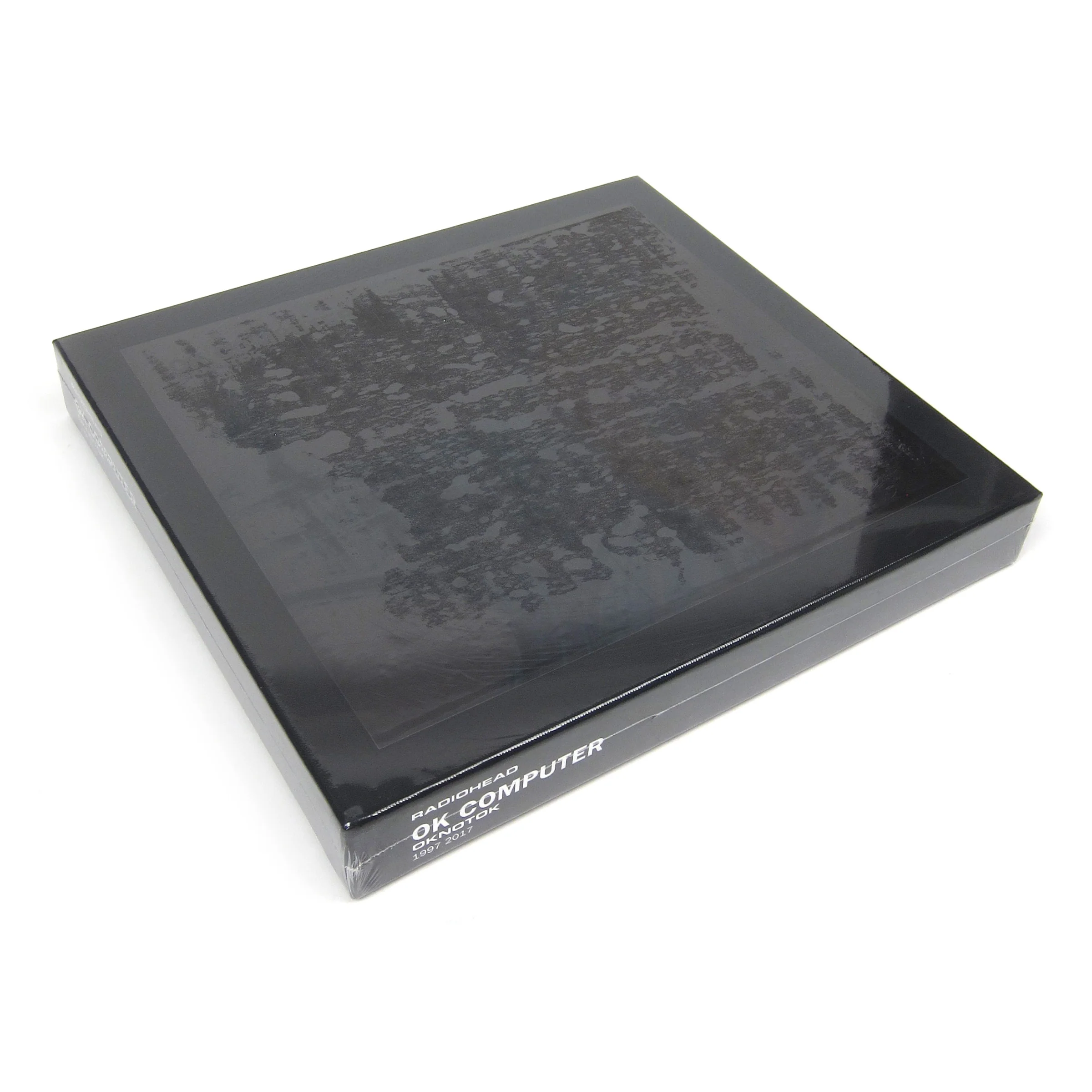 Radiohead: OK Computer OKNOTOK 1997-2017 (180g) Vinyl 3LP+Cassette Boxset - Image 3
