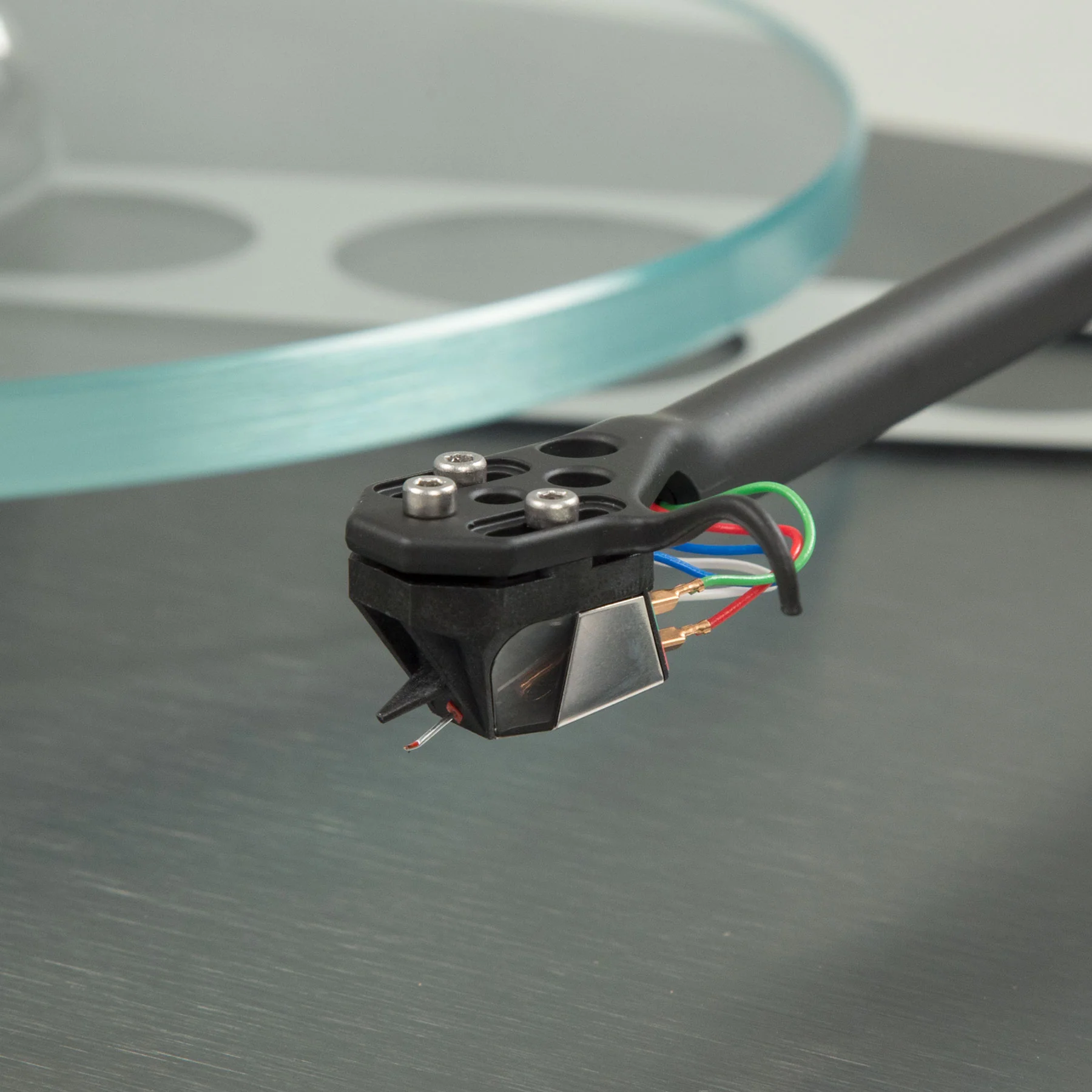 Rega: Planar 3 RS Turntable w/ ND5 Cartridge - Aluminum - Image 13
