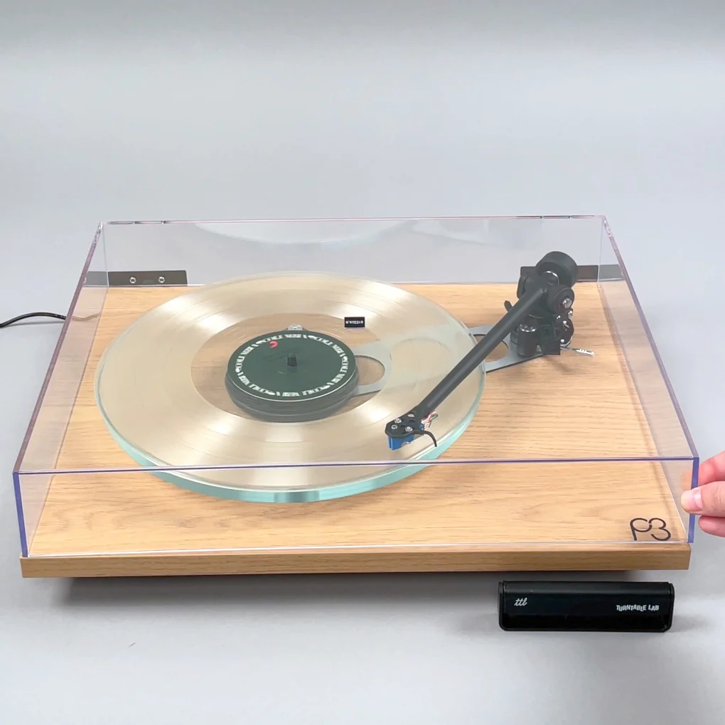 Rega: Planar 3 Turntable - Oak / No Cart - Image 8
