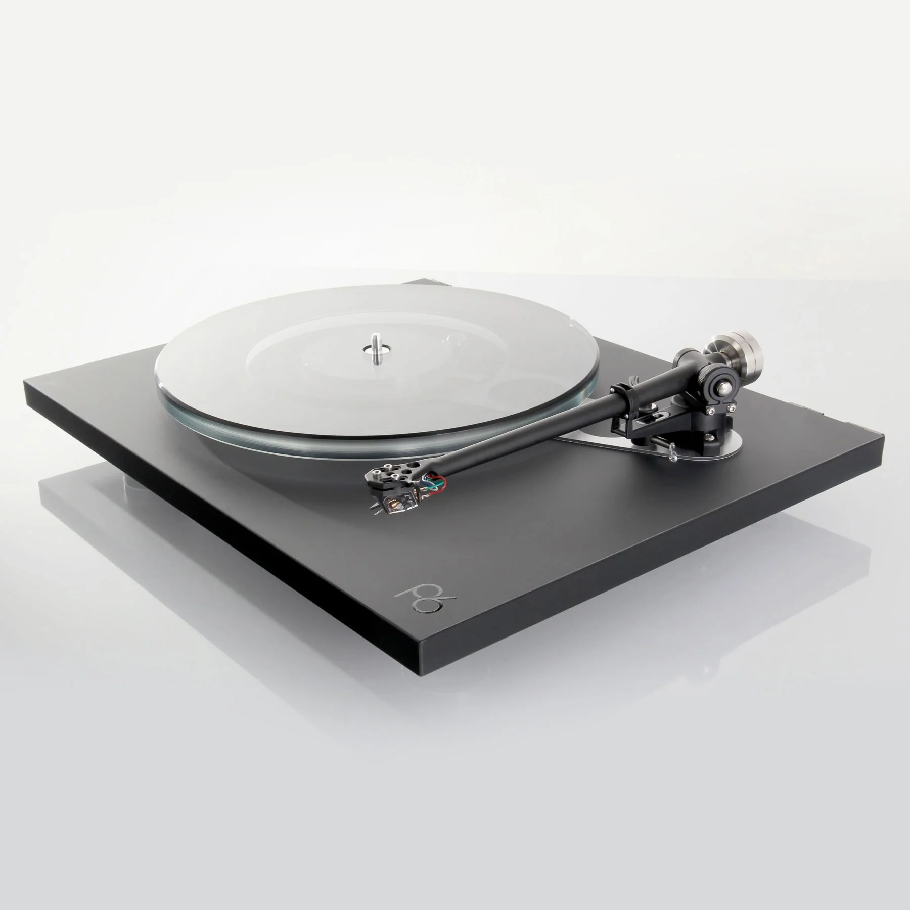 Rega: Planar 6 Turntable w/ ND5 Cartridge - Polaris Grey - Image 5