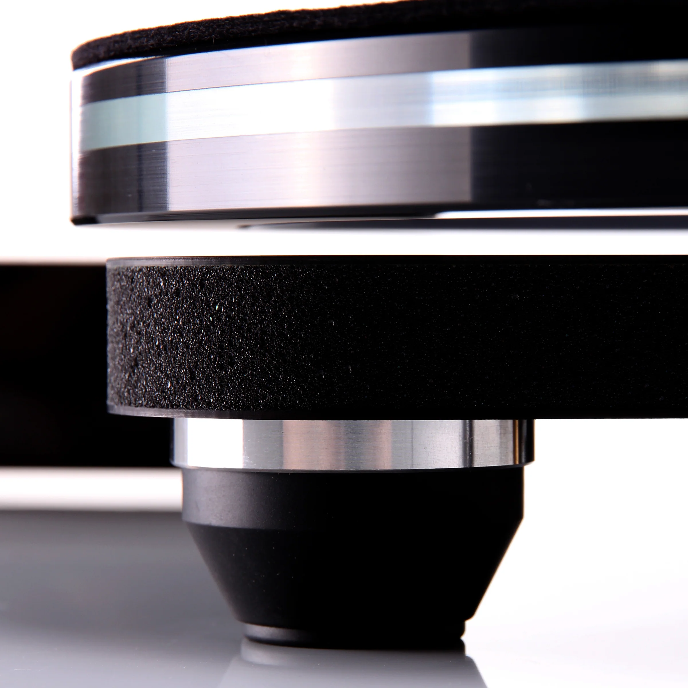 Rega: Planar 8 Turntable - Image 8